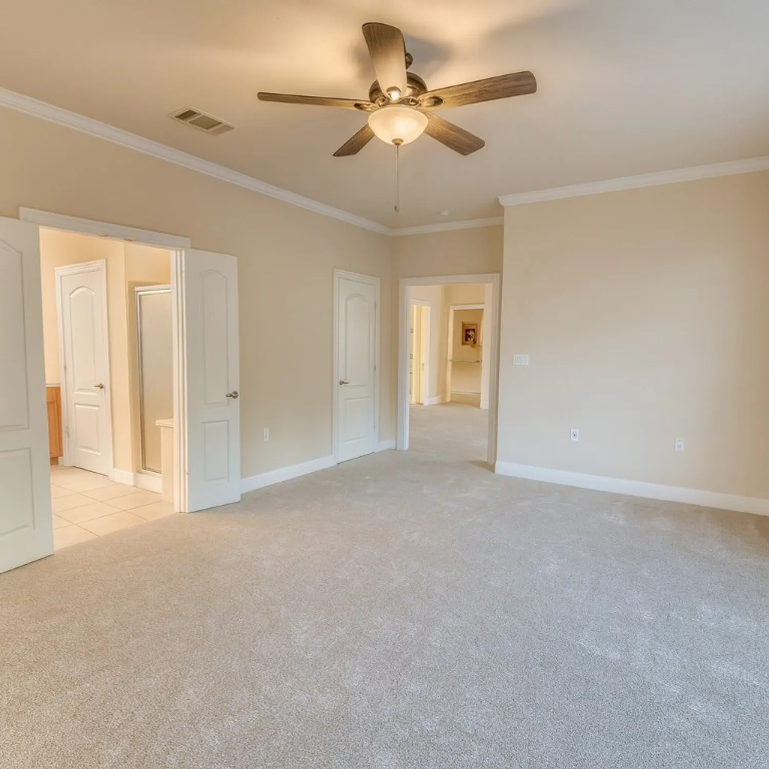 Property Slideshow image 14 of 34 | 209 summit st, Georgetown, TX, 78633
