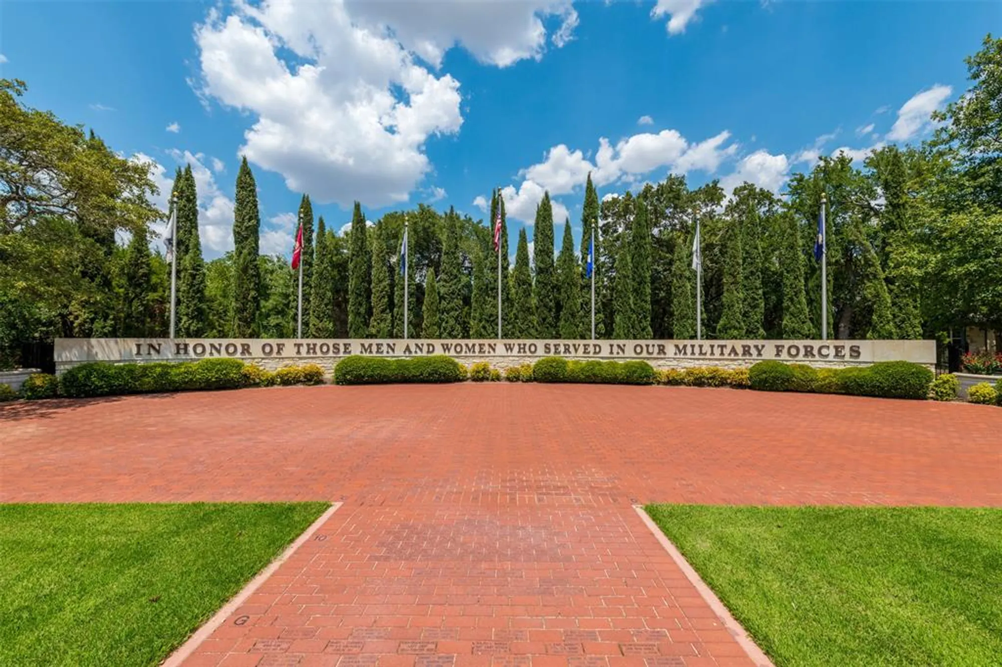 Property Slideshow image 24 of 34 | 209 summit st, Georgetown, TX, 78633