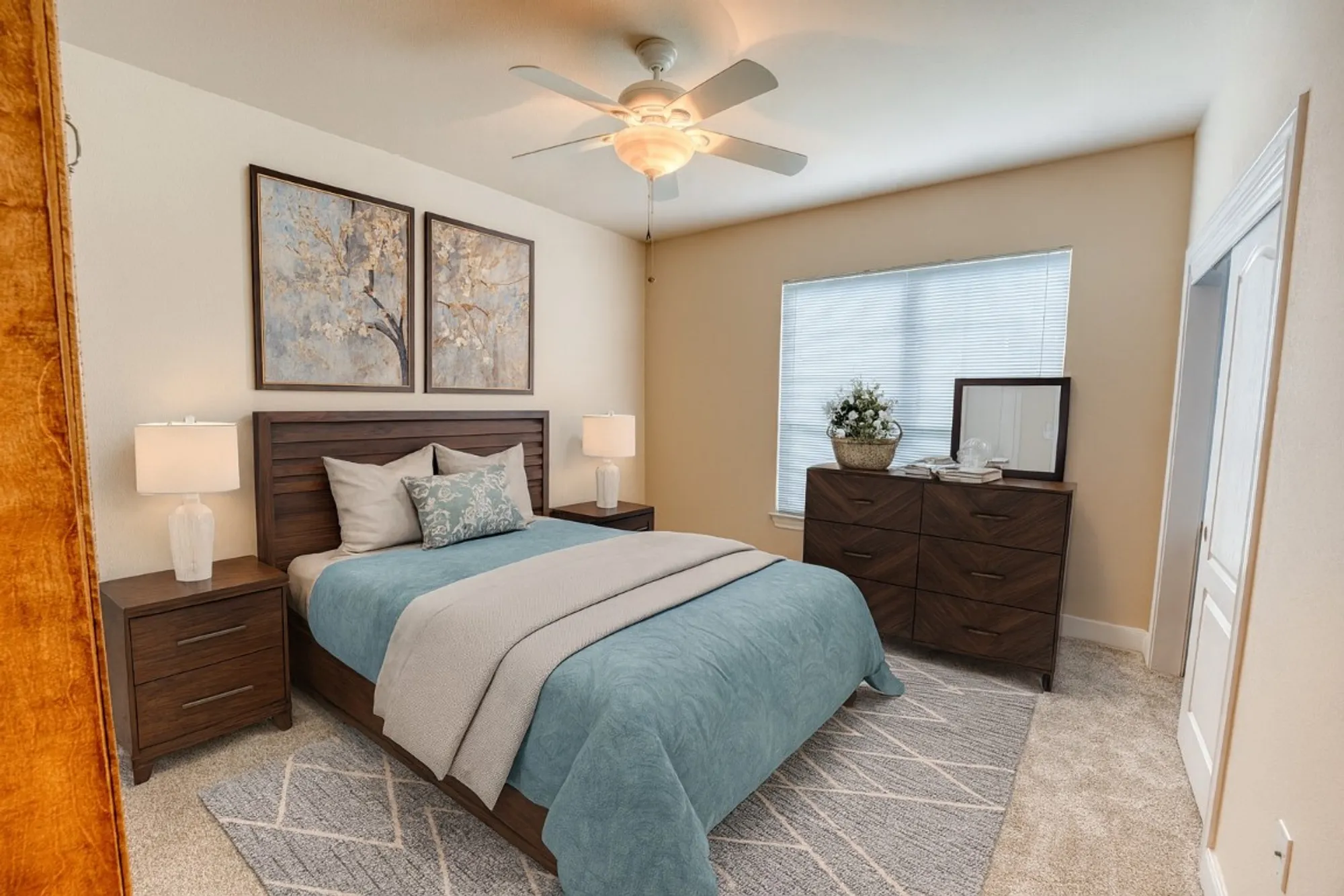 Property Slideshow image 21 of 34 | 209 summit st, Georgetown, TX, 78633