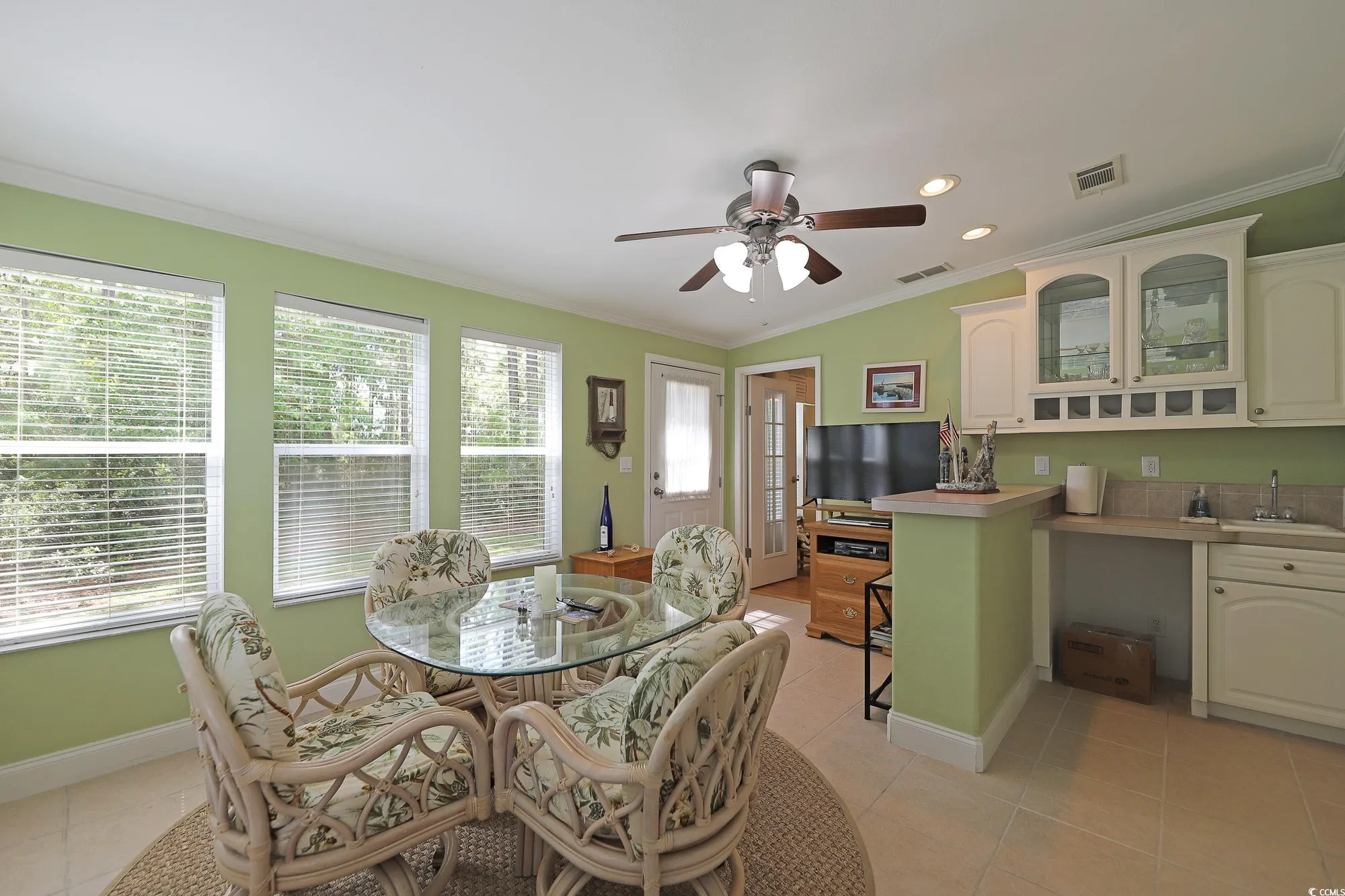 Property Slideshow image 16 of 32 | 627 woodholme dr, Conway, SC, 29526