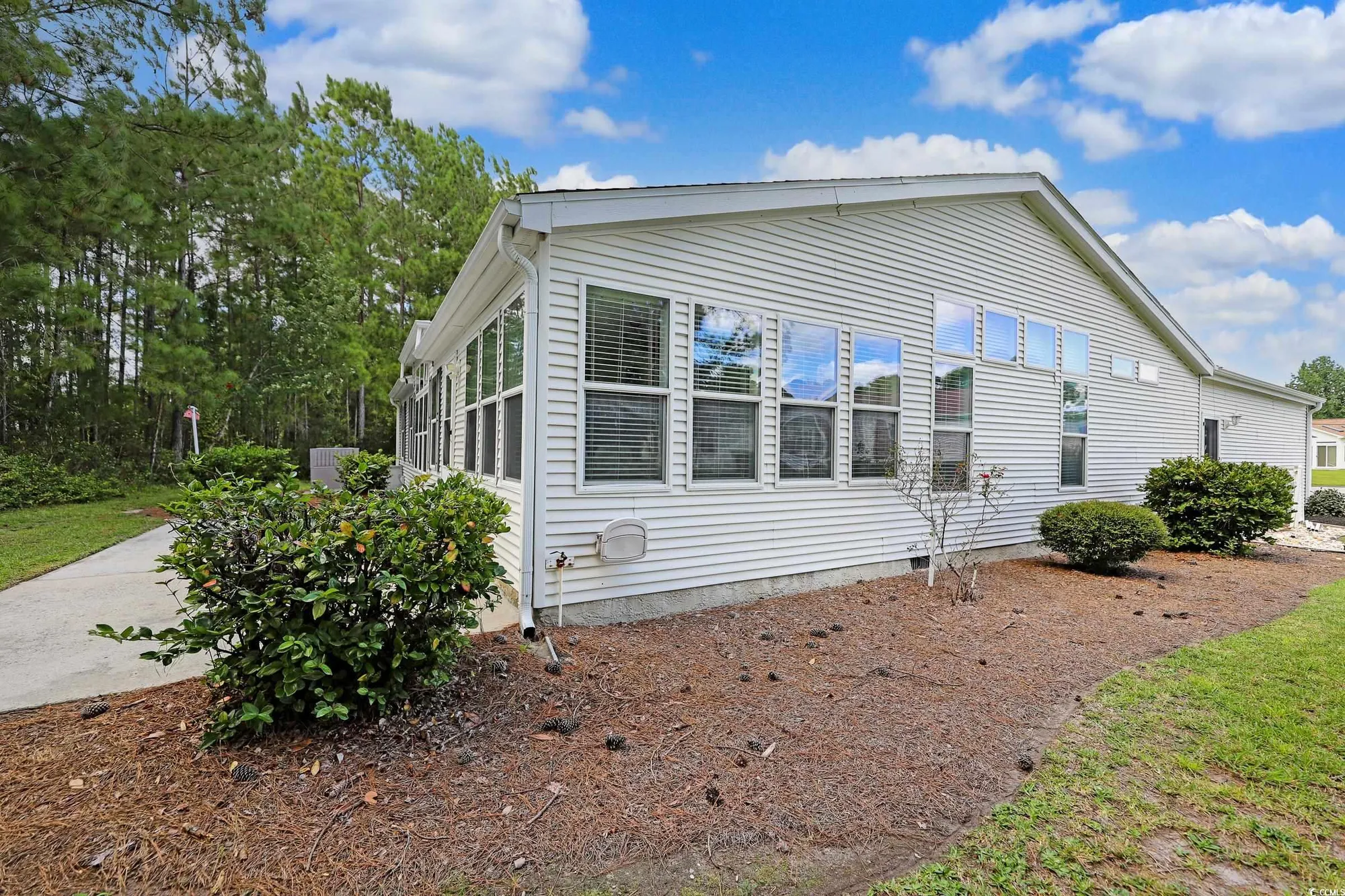 Property Slideshow image 6 of 32 | 627 woodholme dr, Conway, SC, 29526