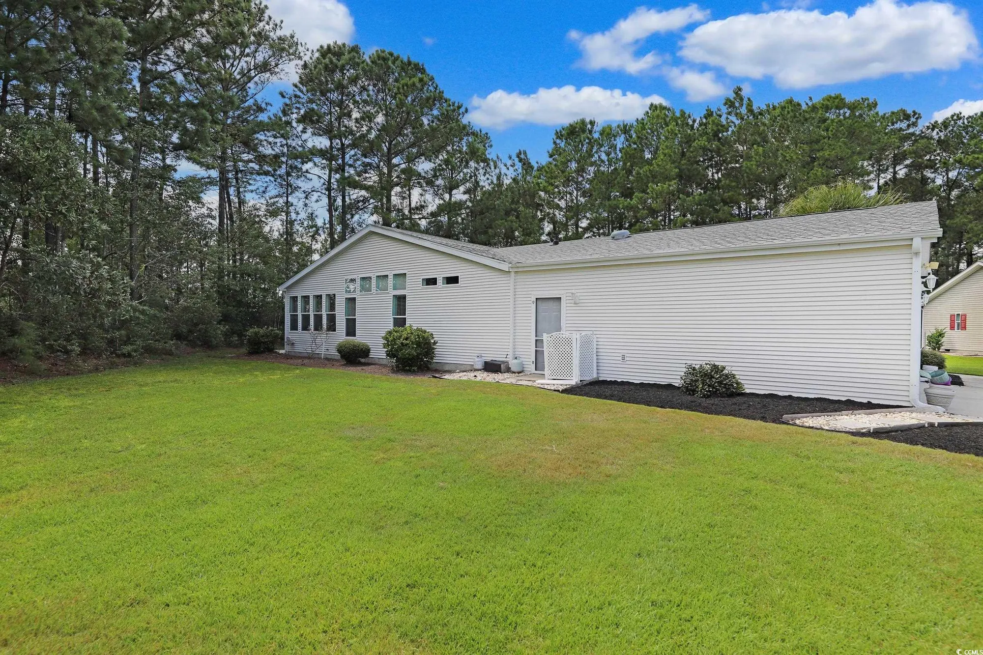 Property Slideshow image 7 of 32 | 627 woodholme dr, Conway, SC, 29526