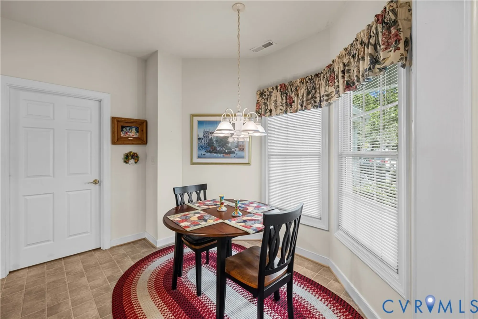 Property Slideshow image 8 of 47 | 2008 magnolia grove way, Midlothian, VA, 23113