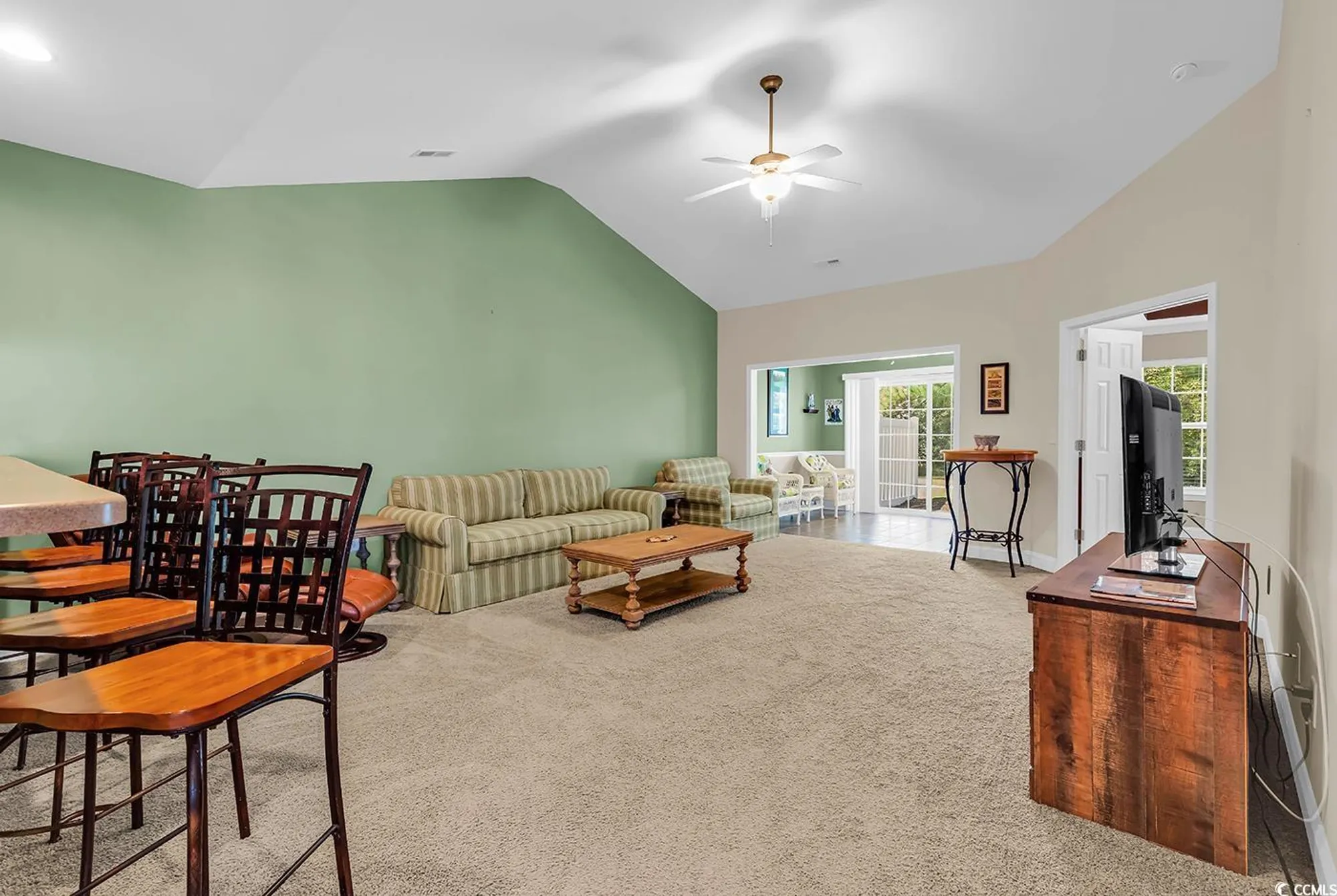 Property Slideshow image 8 of 40 | 641 botany loop # 63, Murrells Inlet, SC, 29576