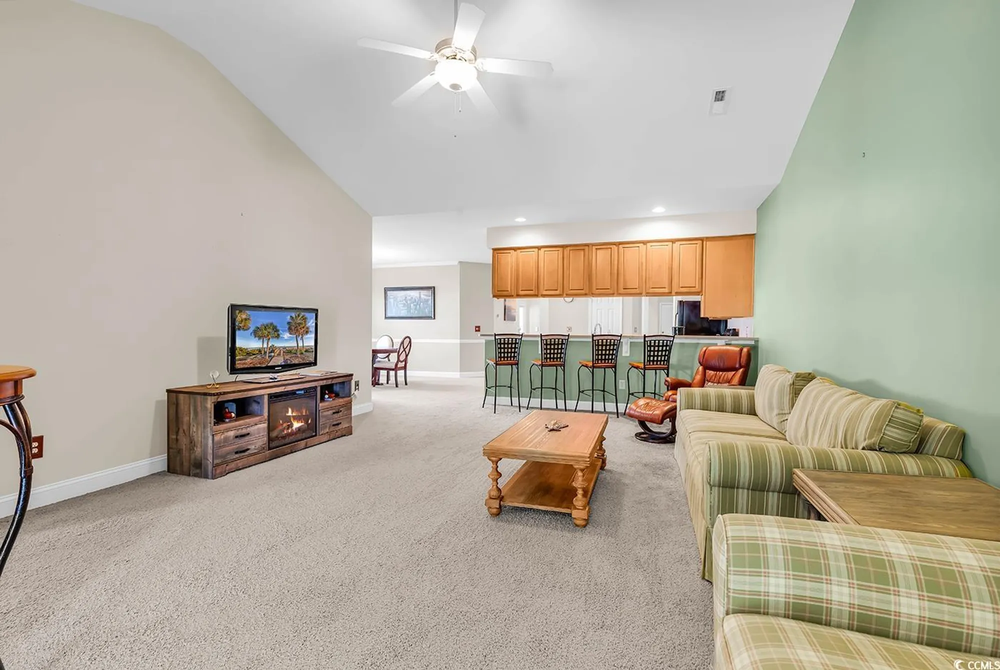 Property Slideshow image 9 of 40 | 641 botany loop # 63, Murrells Inlet, SC, 29576