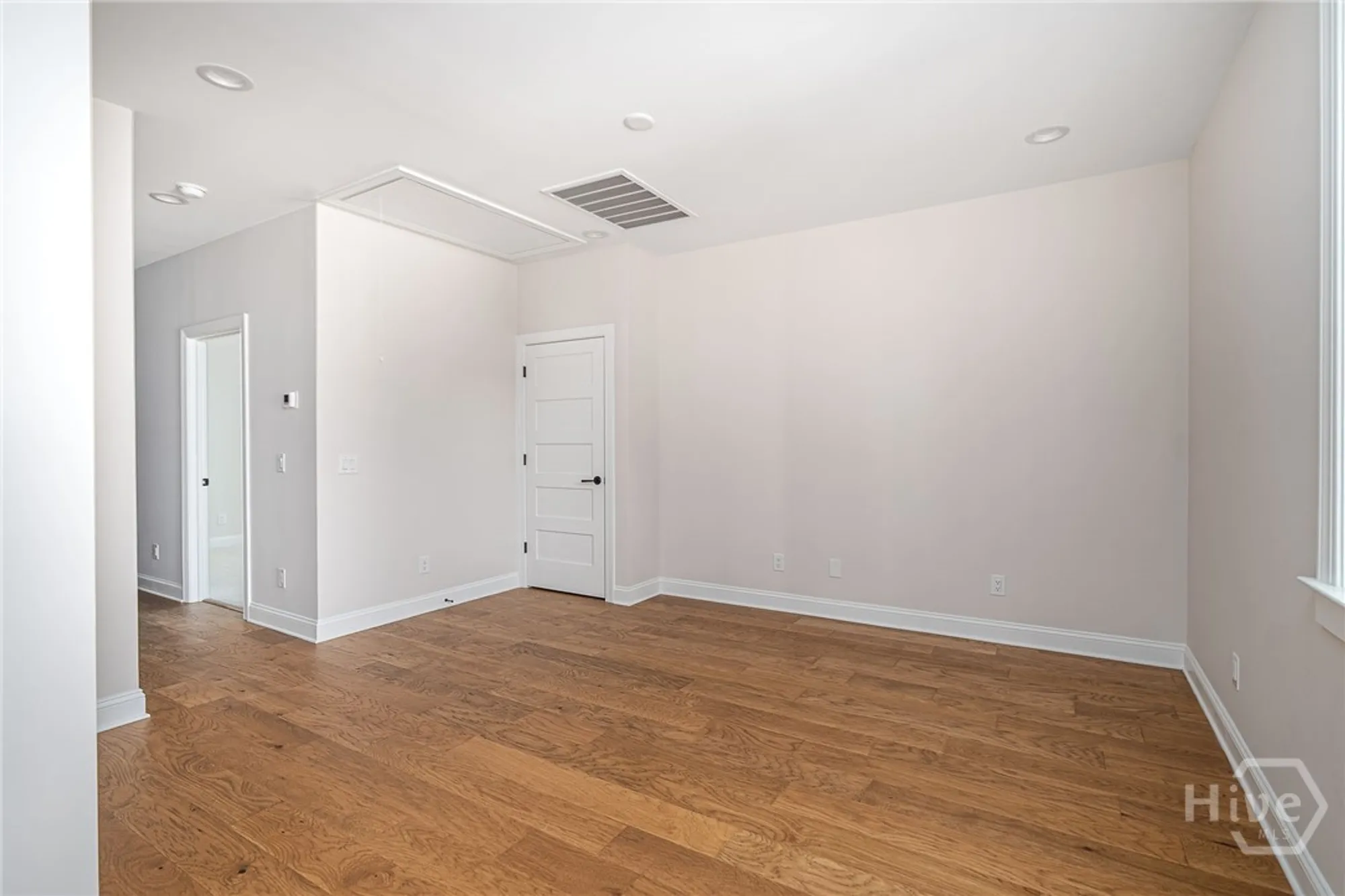 Property Slideshow image 26 of 46 | 7 fen ct, Savannah, GA, 31411