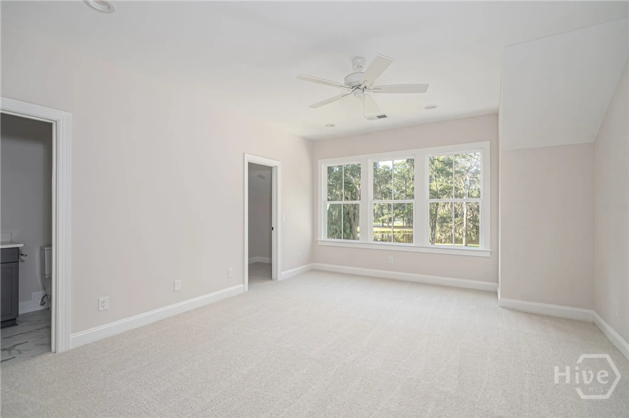 Property Slideshow image 27 of 46 | 7 fen ct, Savannah, GA, 31411