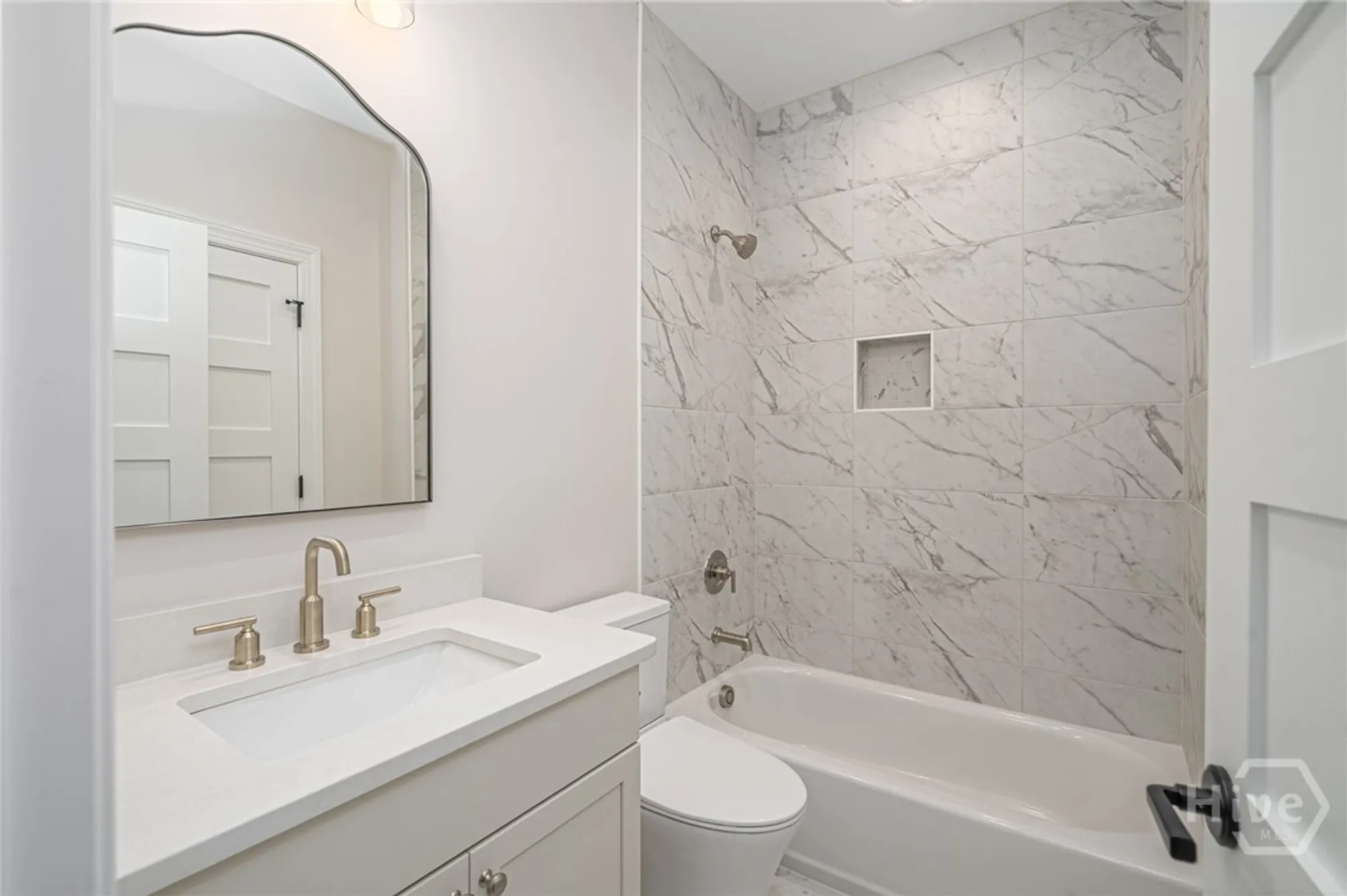 Property Slideshow image 31 of 46 | 7 fen ct, Savannah, GA, 31411