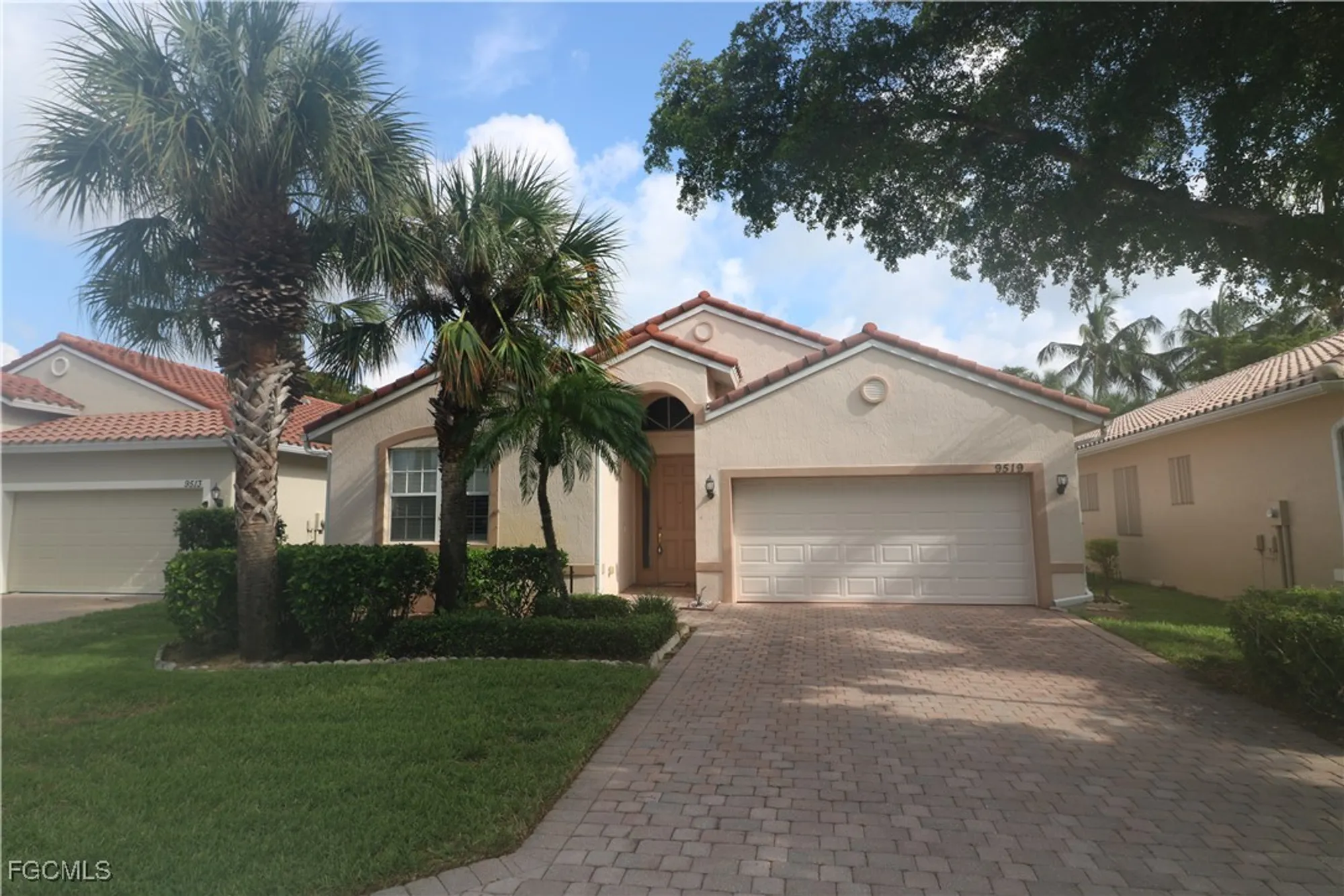Property Slideshow image 2 of 21 | 9519 lismore ln, Estero, FL, 33928