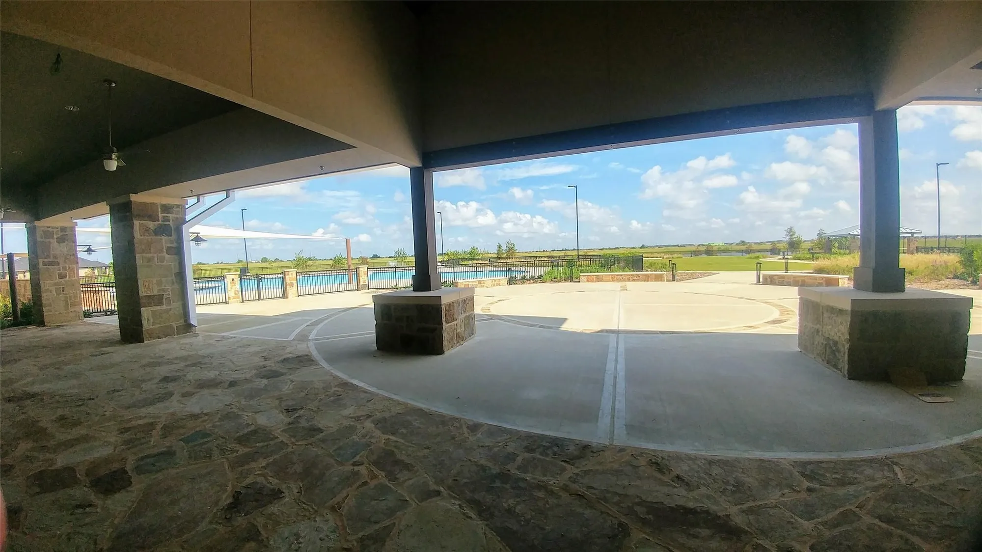 Property Slideshow image 38 of 44 | 4714 copper falls ln, Fulshear, TX, 77441
