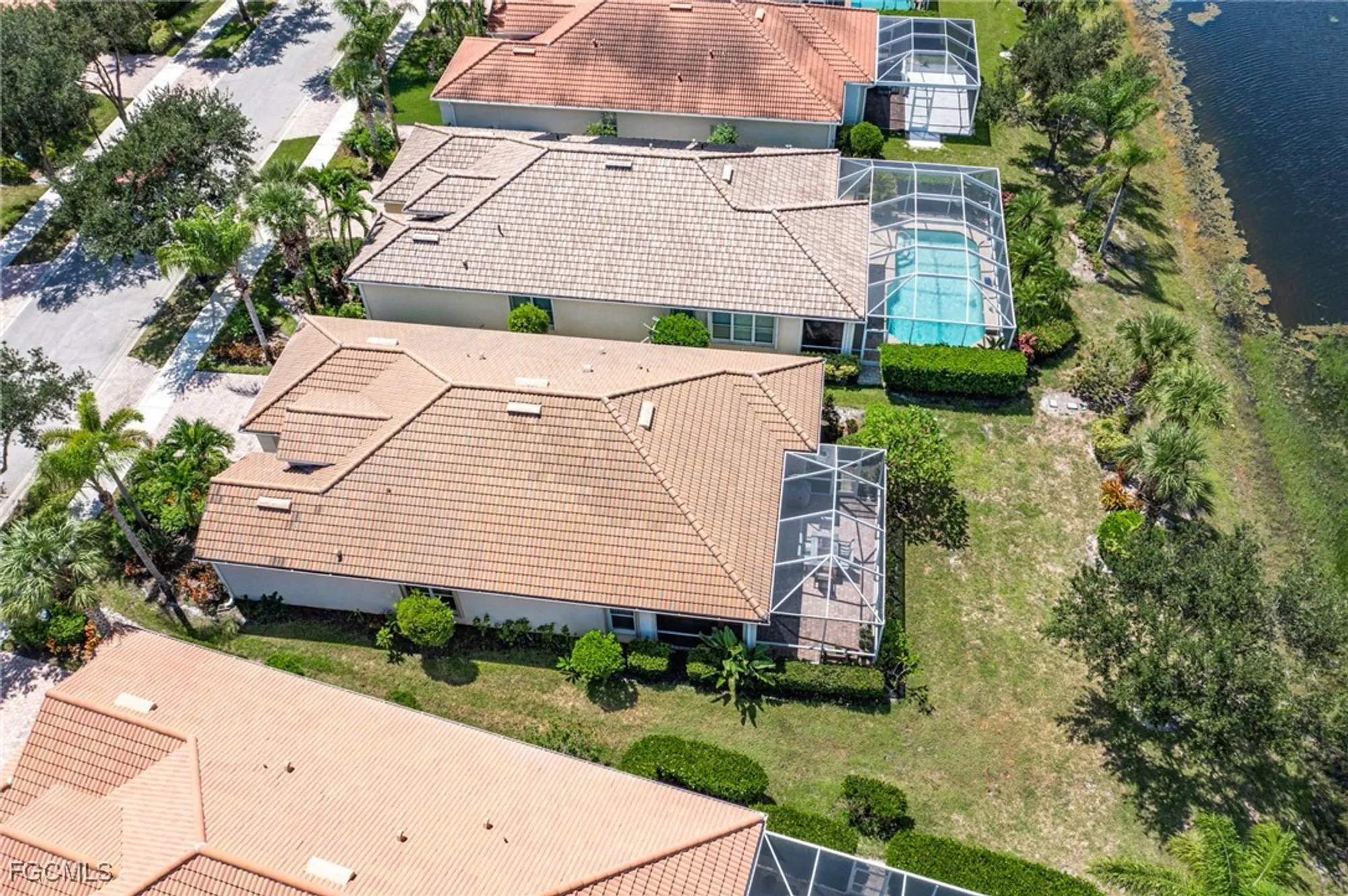 Property Slideshow image 5 of 32 | 28224 jewel fish ln, Bonita Springs, FL, 34135