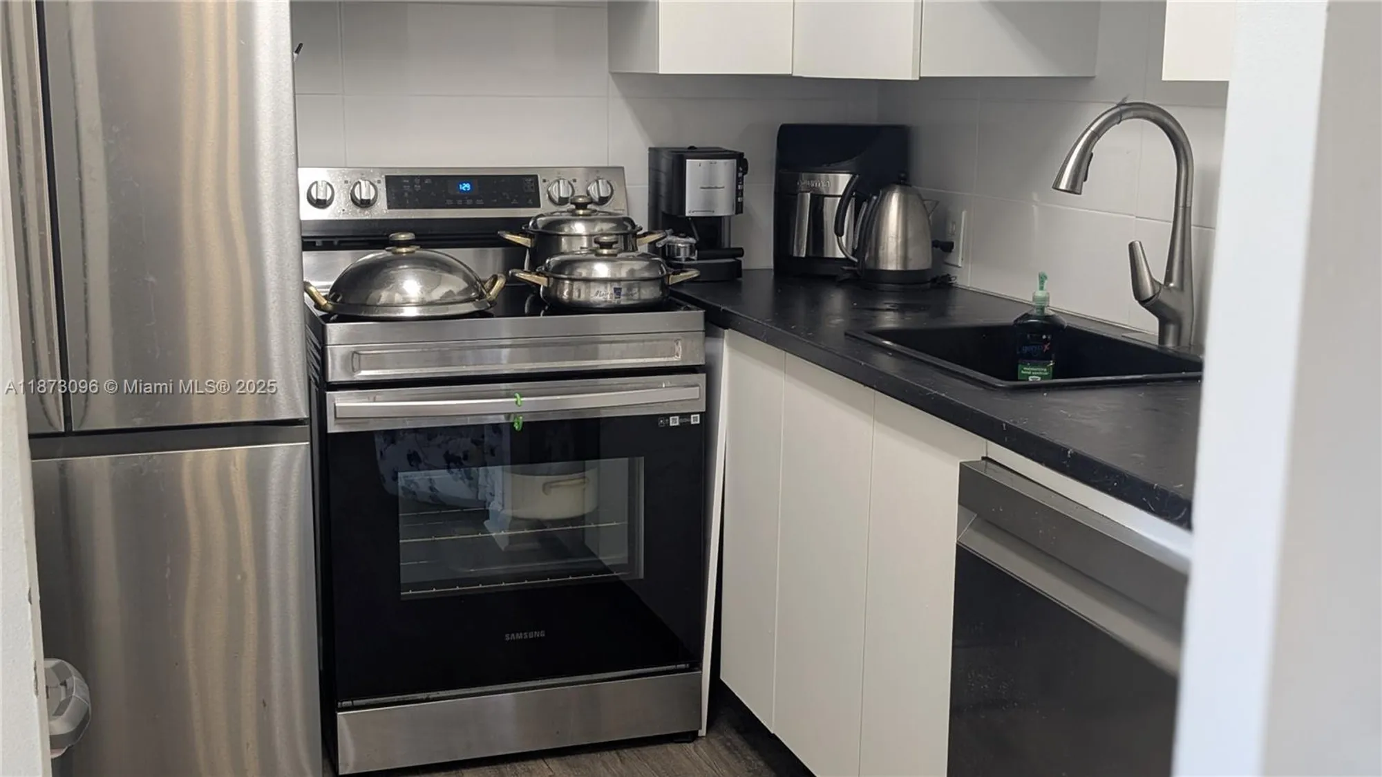 Property Slideshow image 2 of 6 | 233 preston f # 233, Boca Raton, FL, 33434