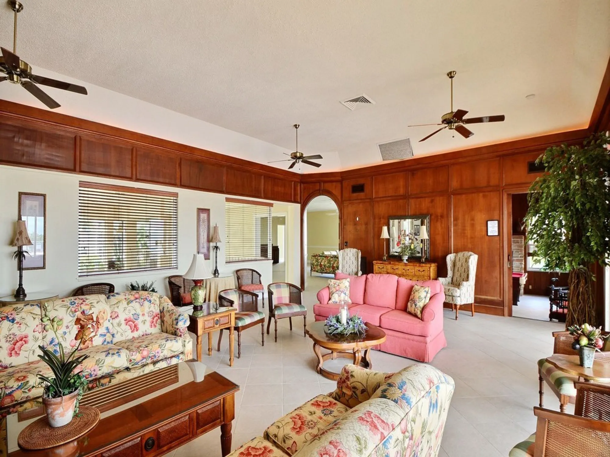 Property Slideshow image 28 of 36 | 5400 a1a apt d8, Indian River Shores, FL, 32963