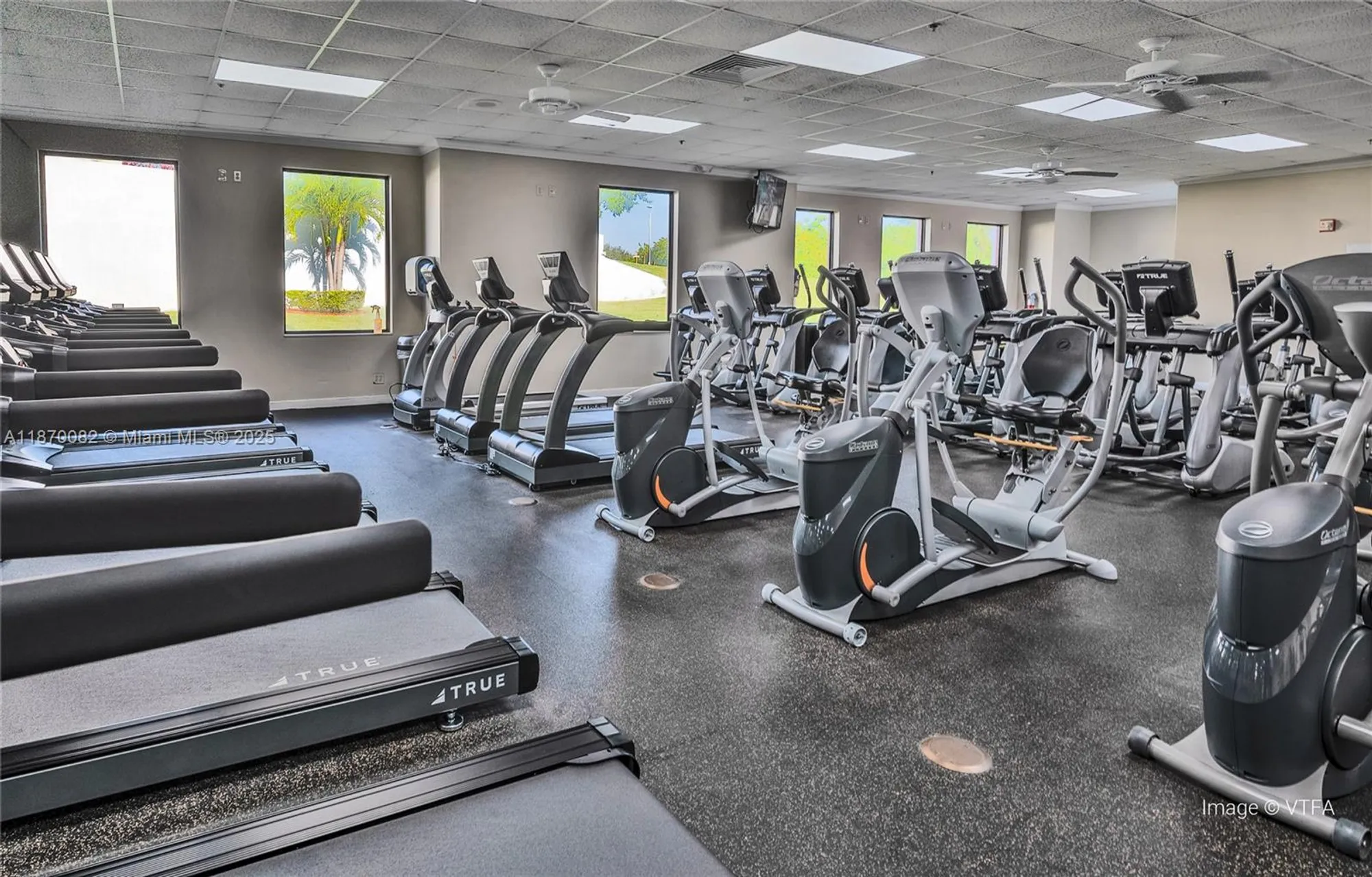 Property Slideshow image 34 of 41 | 3046 newport n # 3046, Deerfield Beach, FL, 33442