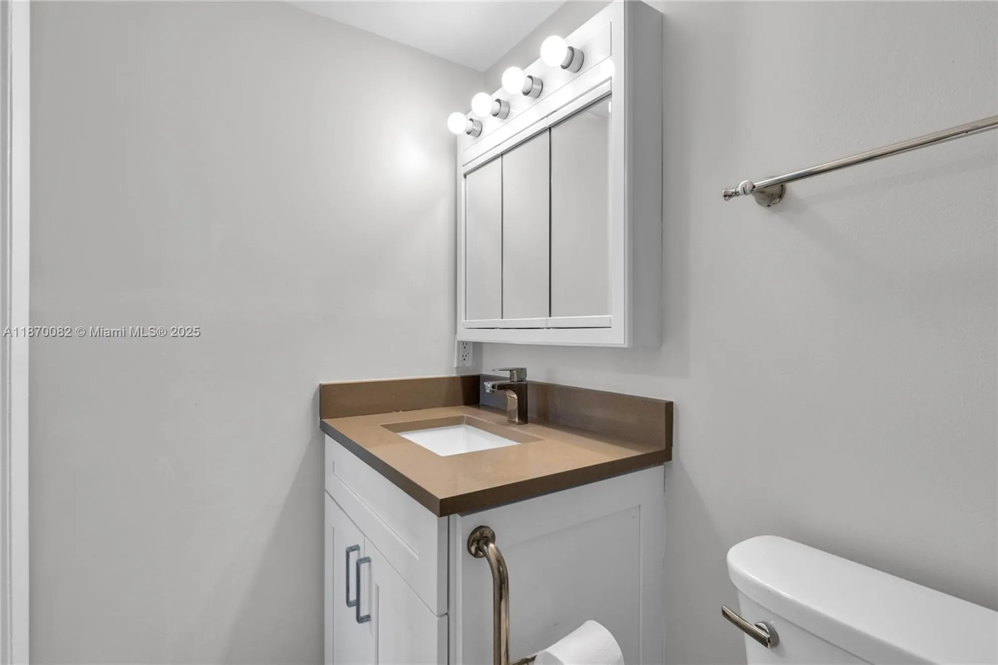 Property Slideshow image 6 of 41 | 3046 newport n # 3046, Deerfield Beach, FL, 33442