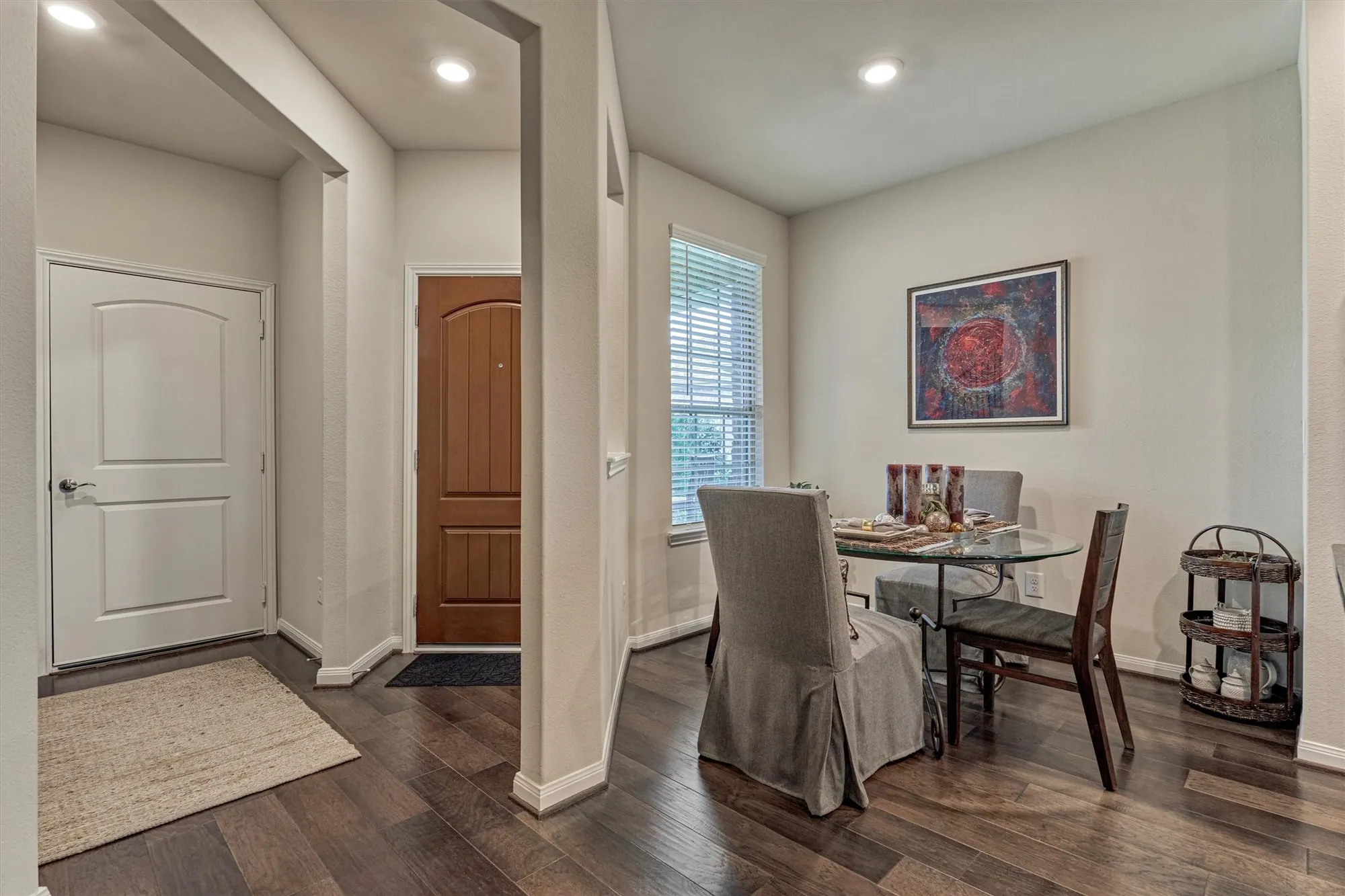 Property Slideshow image 5 of 48 | 128 caspian way, The Woodlands, TX, 77382