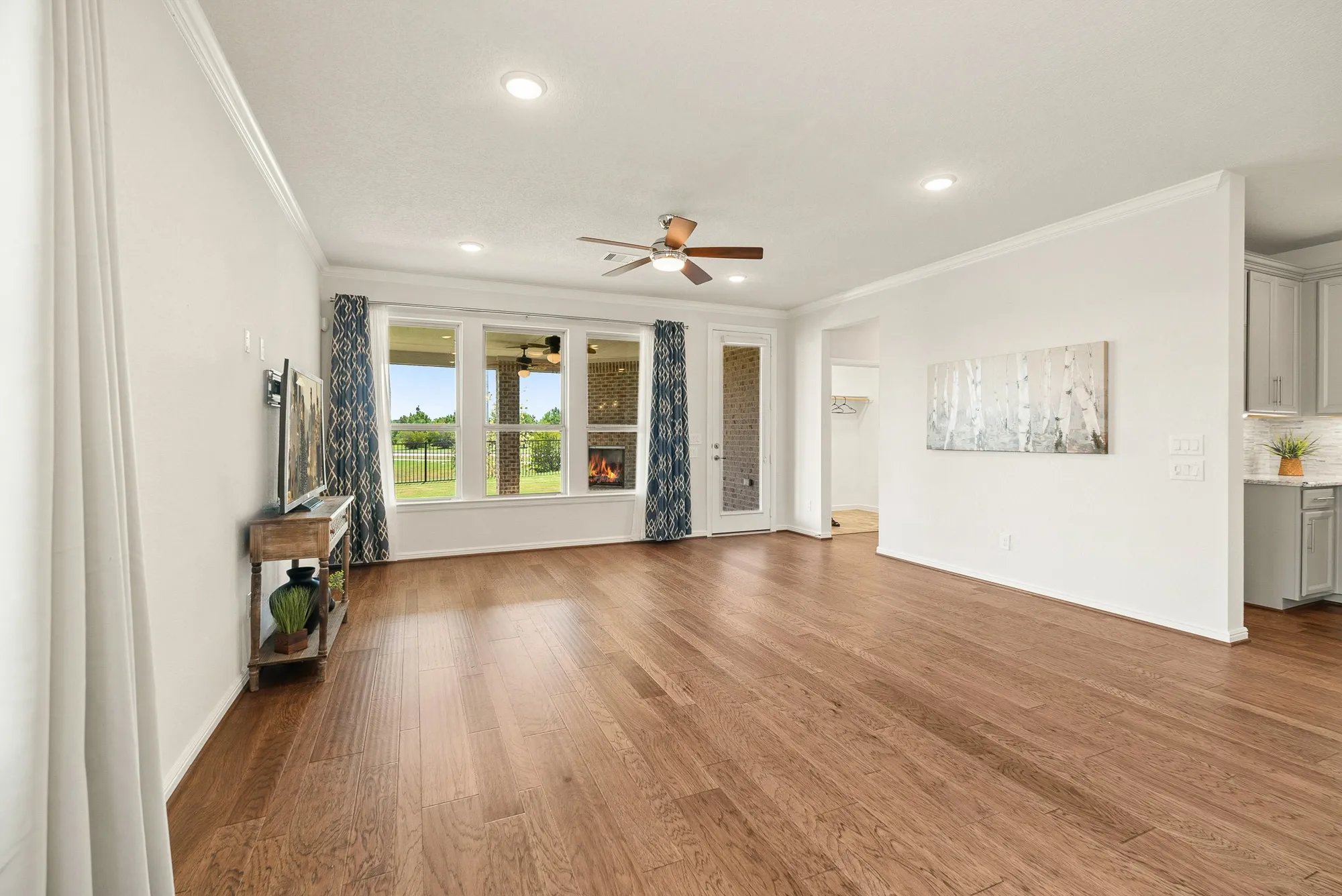 Property Slideshow image 16 of 34 | 5923 winding terrace ln, Fulshear, TX, 77441