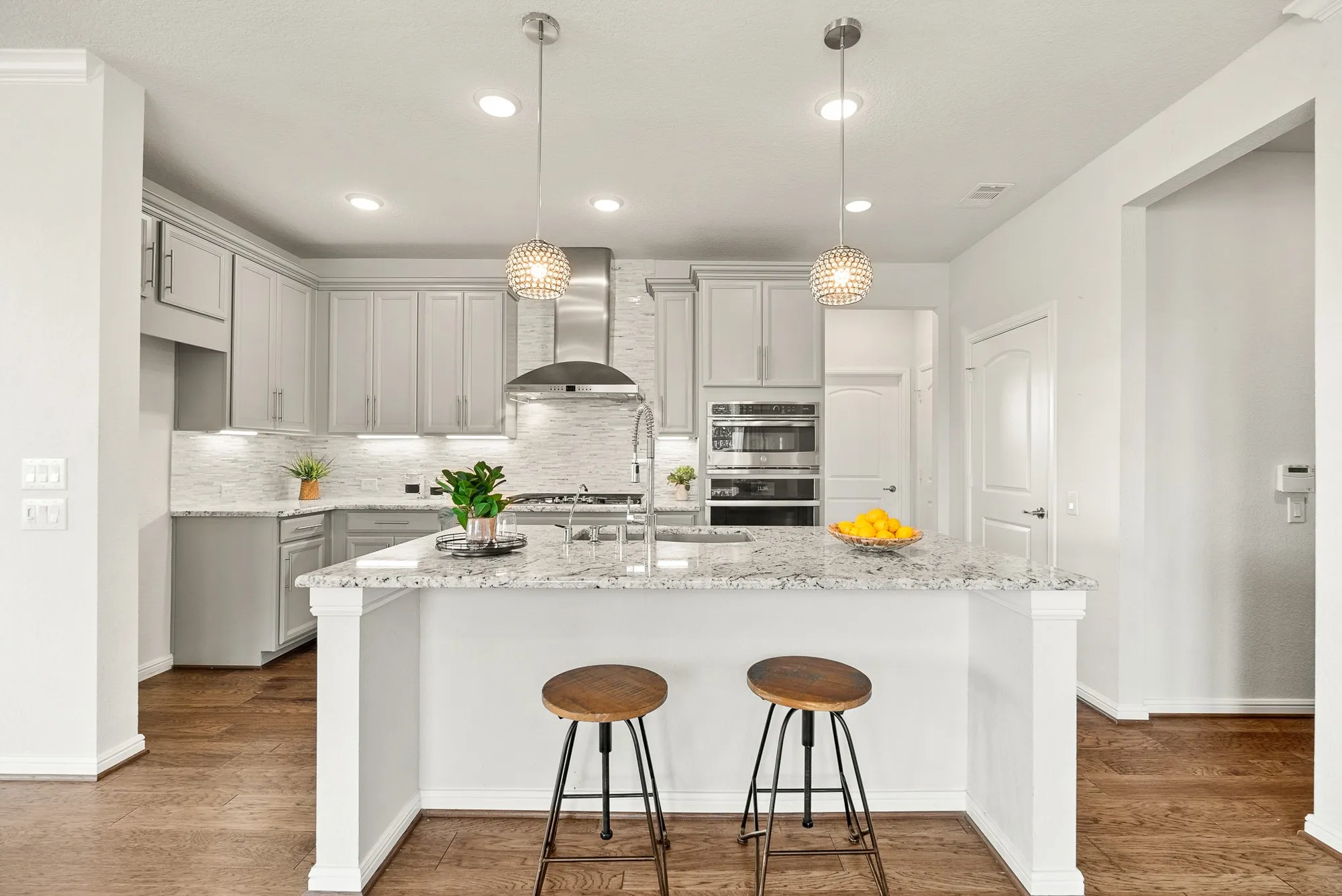 Property Slideshow image 11 of 34 | 5923 winding terrace ln, Fulshear, TX, 77441