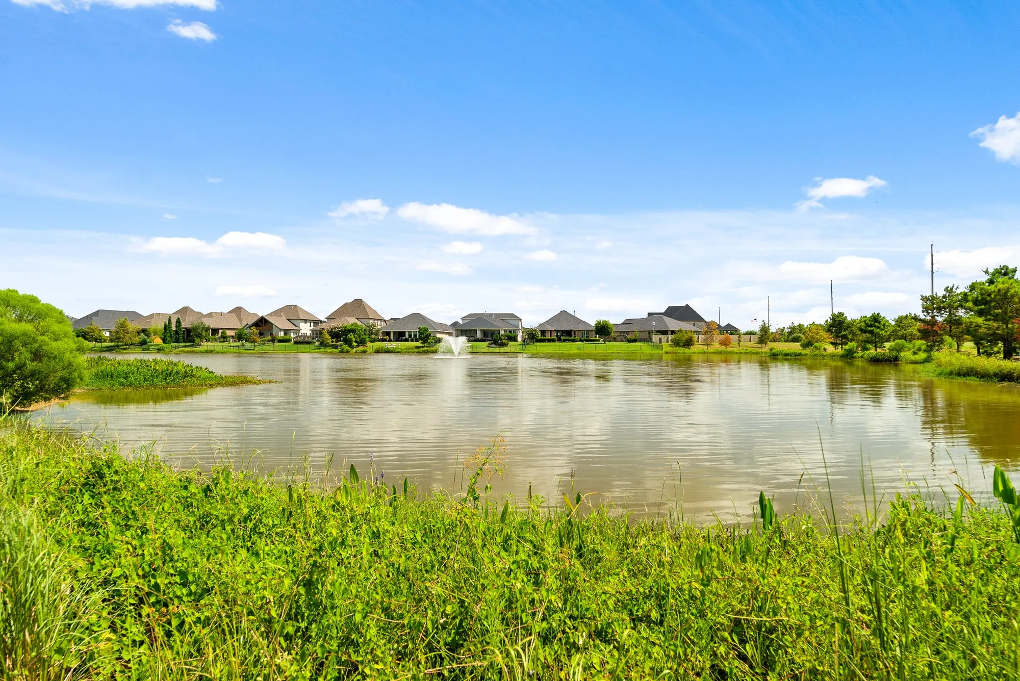 Property Slideshow image 32 of 34 | 5923 winding terrace ln, Fulshear, TX, 77441