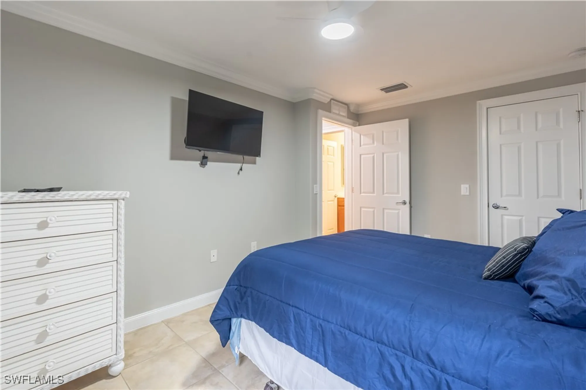 Property Slideshow image 28 of 37 | 8687 genova ct, Naples, FL, 34114