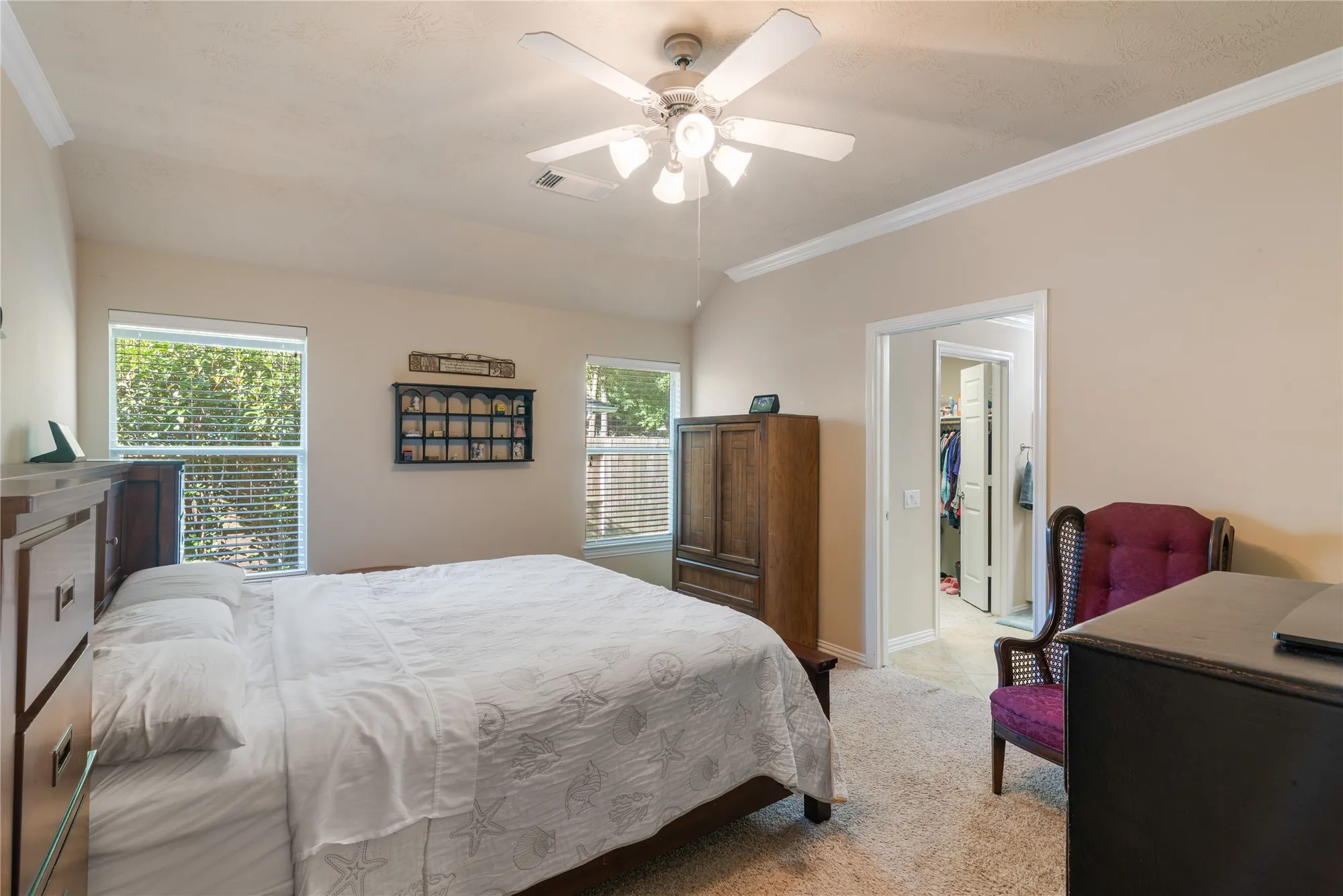Property Slideshow image 15 of 32 | 11 abercrombie pl, Conroe, TX, 77384