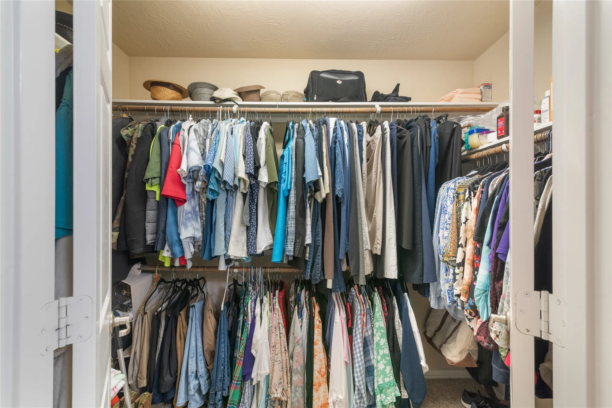 Property Slideshow image 23 of 32 | 11 abercrombie pl, Conroe, TX, 77384