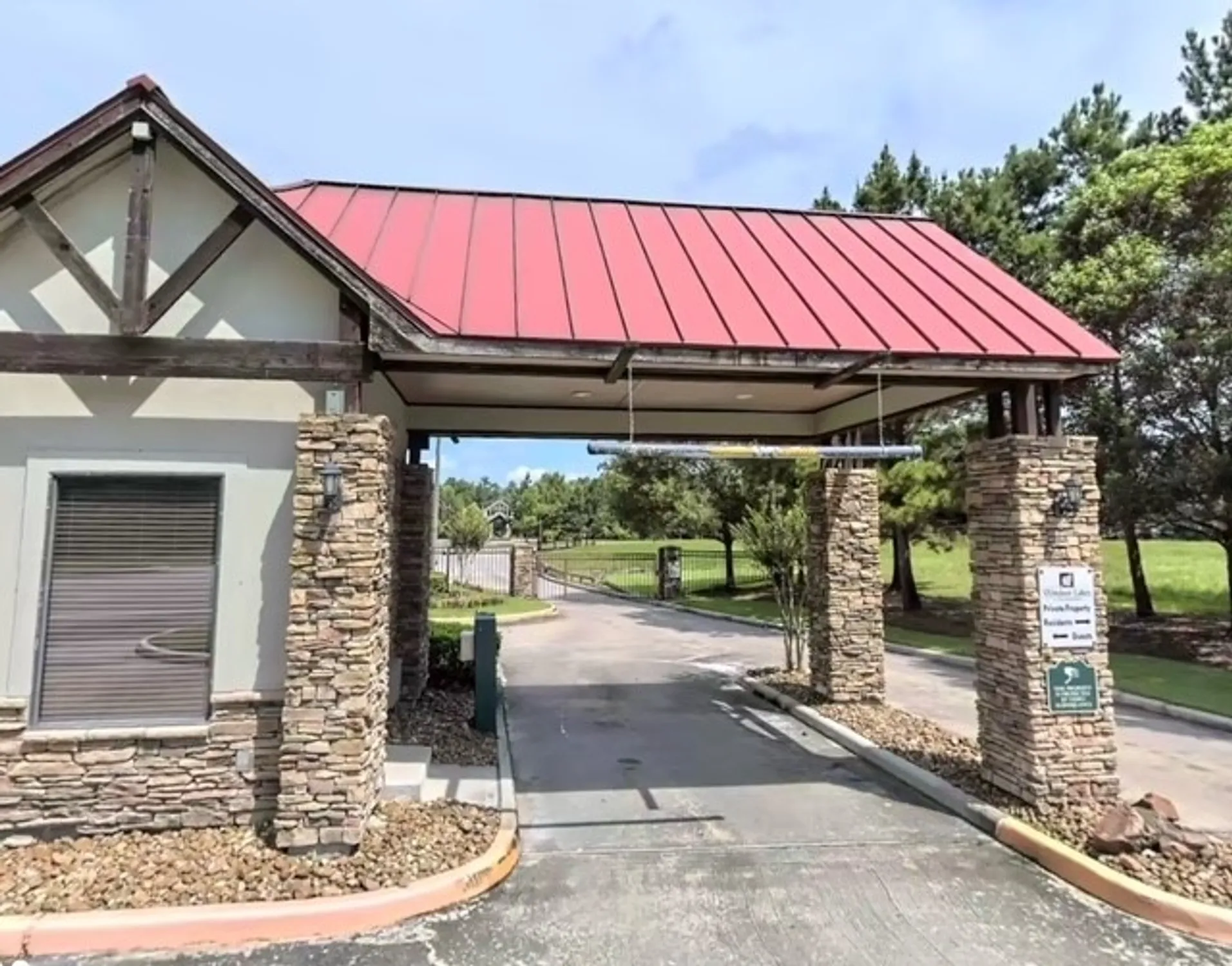 Property Slideshow image 31 of 32 | 11 abercrombie pl, Conroe, TX, 77384