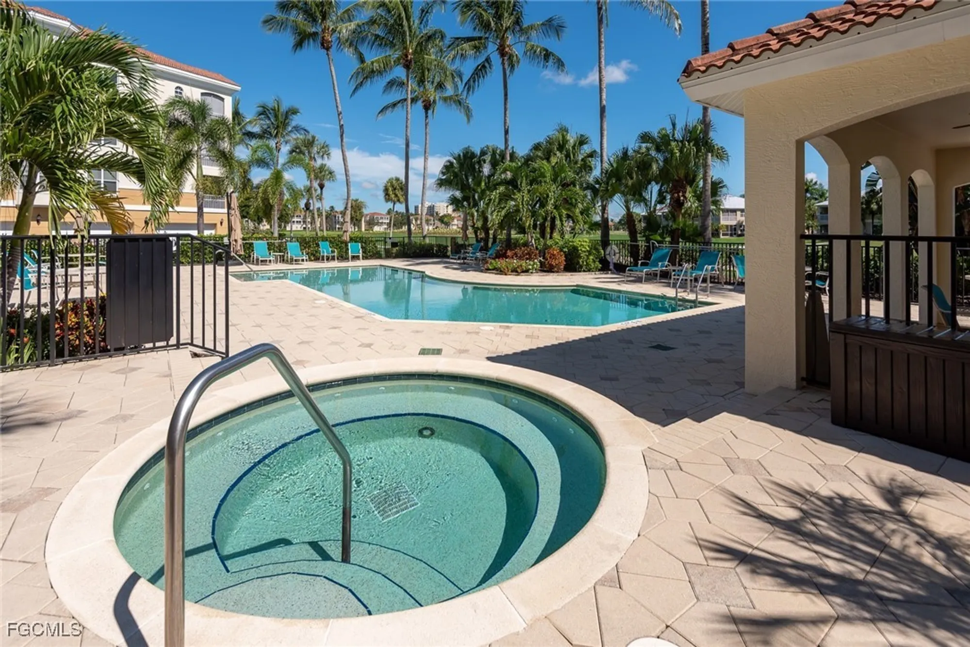 Property Slideshow image 20 of 32 | 11130 harbour yacht ct apt 13b, Fort Myers, FL, 33908