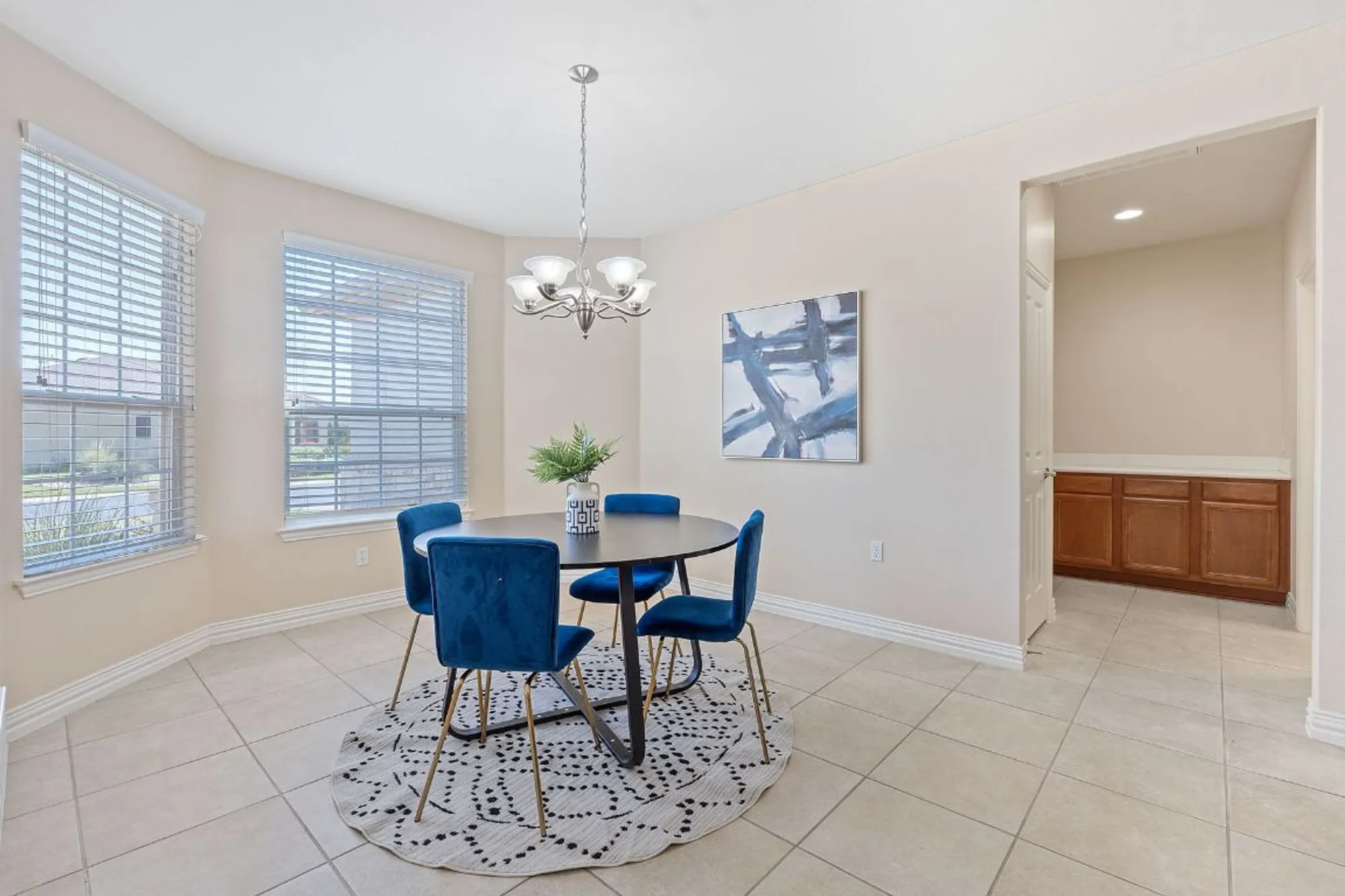 Property Slideshow image 15 of 40 | 203 independence creek ln, Georgetown, TX, 78633