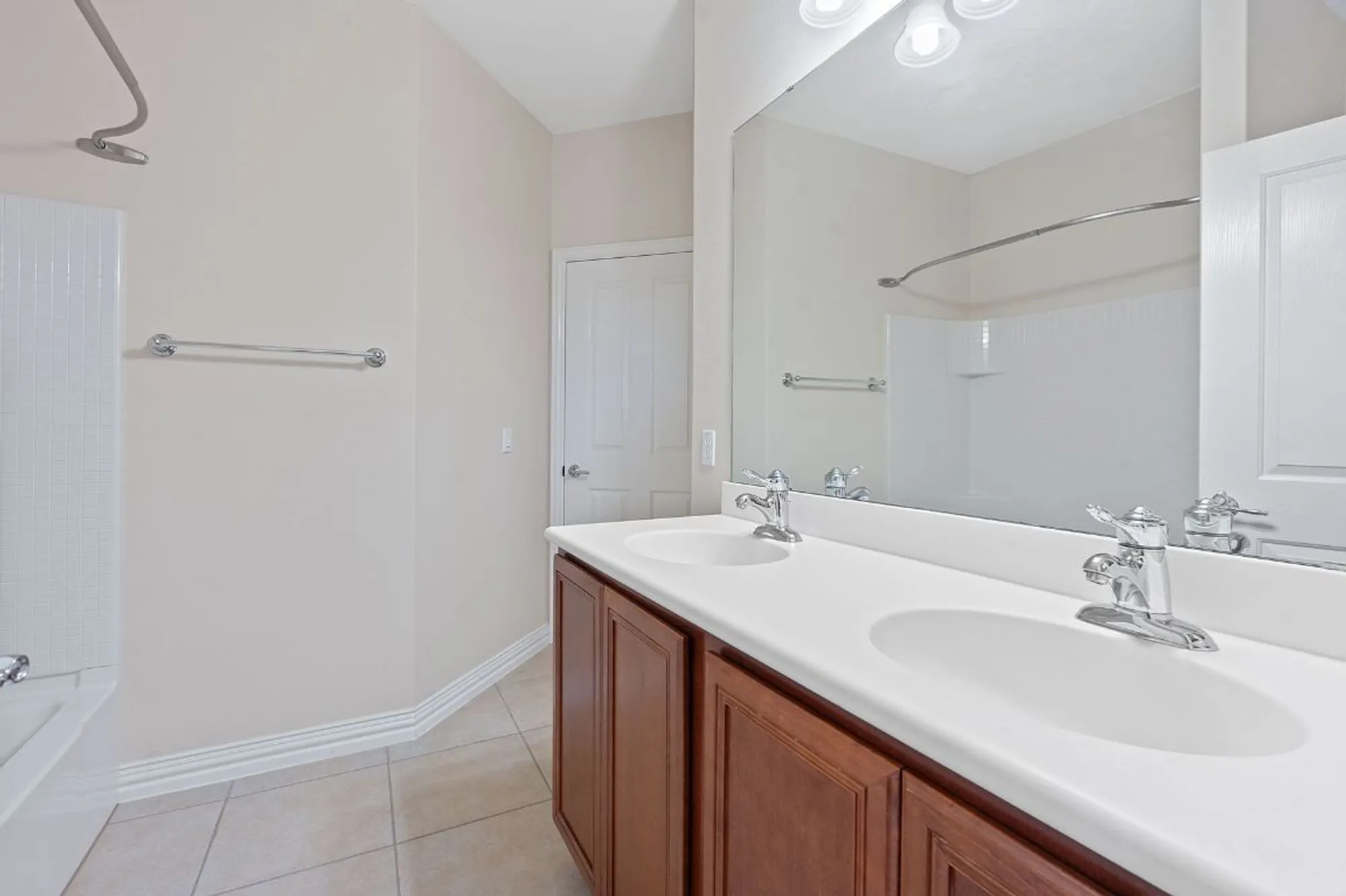 Property Slideshow image 26 of 40 | 203 independence creek ln, Georgetown, TX, 78633