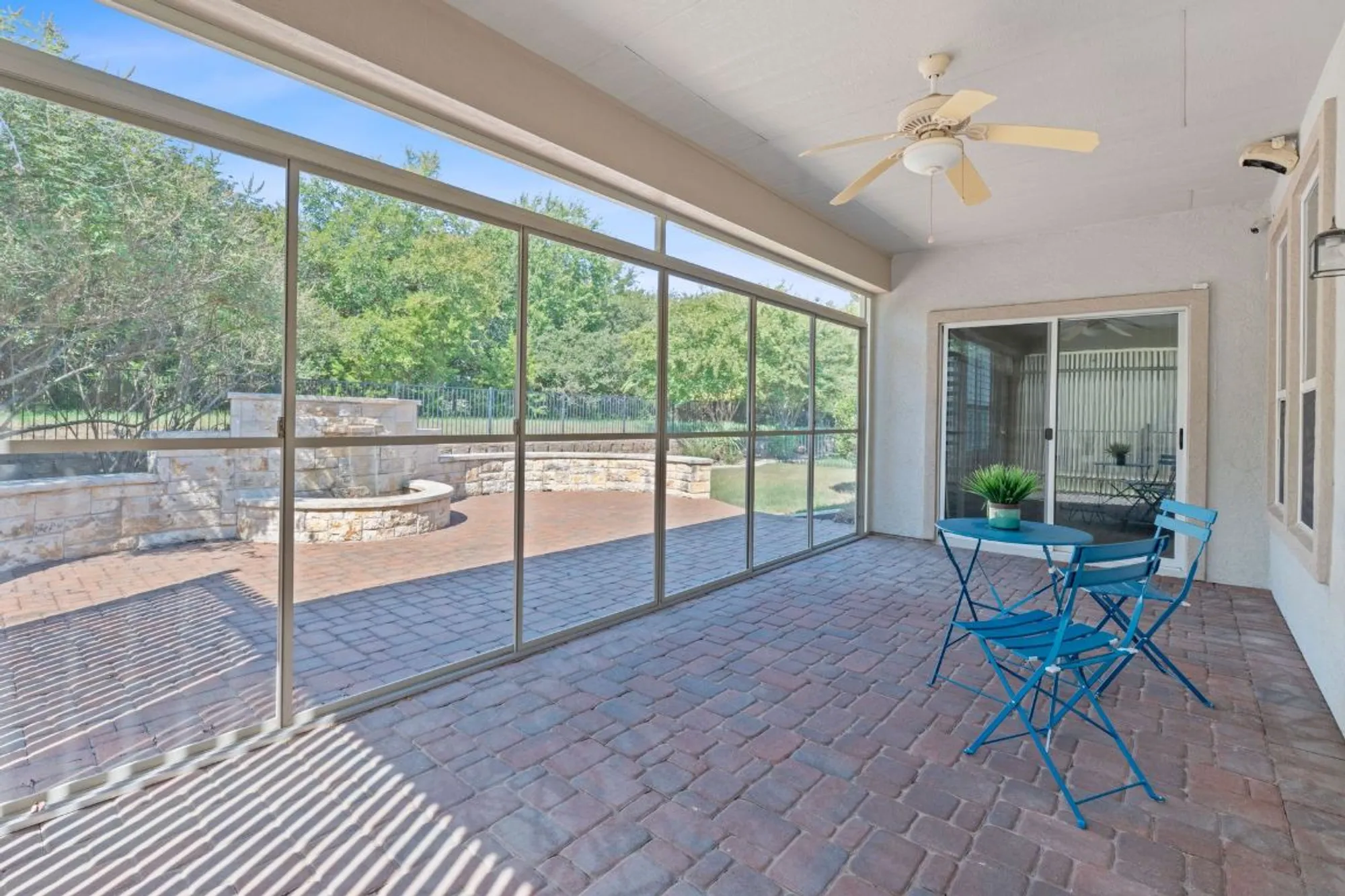 Property Slideshow image 30 of 40 | 203 independence creek ln, Georgetown, TX, 78633