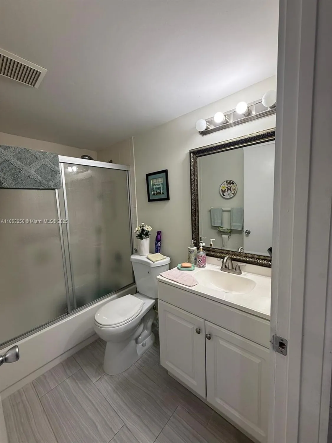 Property Slideshow image 14 of 24 | 150 sw 134th way apt 101r, Pembroke Pines, FL, 33027