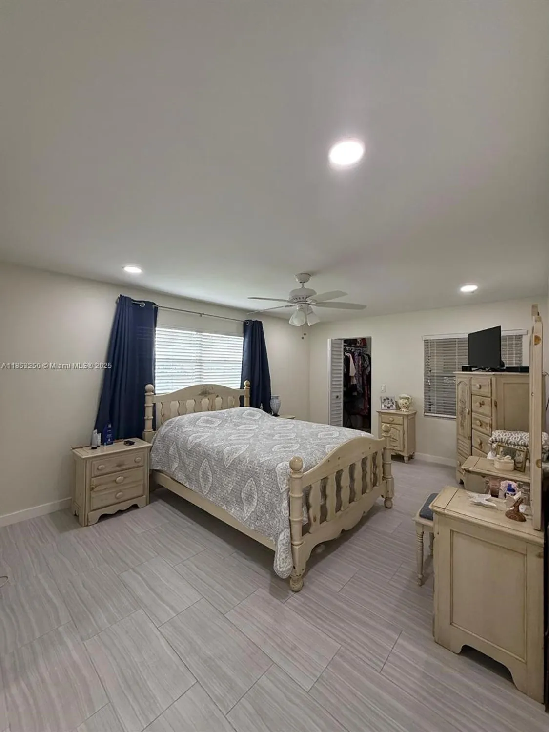 Property Slideshow image 18 of 24 | 150 sw 134th way apt 101r, Pembroke Pines, FL, 33027