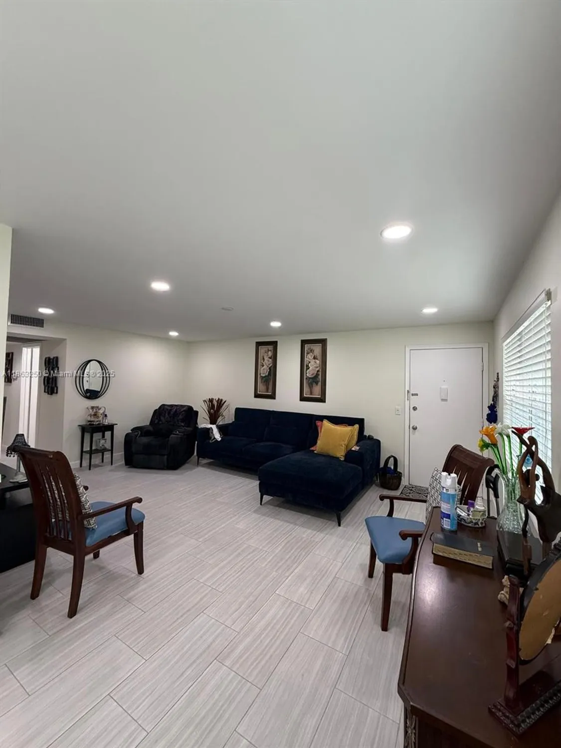Property Slideshow image 10 of 24 | 150 sw 134th way apt 101r, Pembroke Pines, FL, 33027