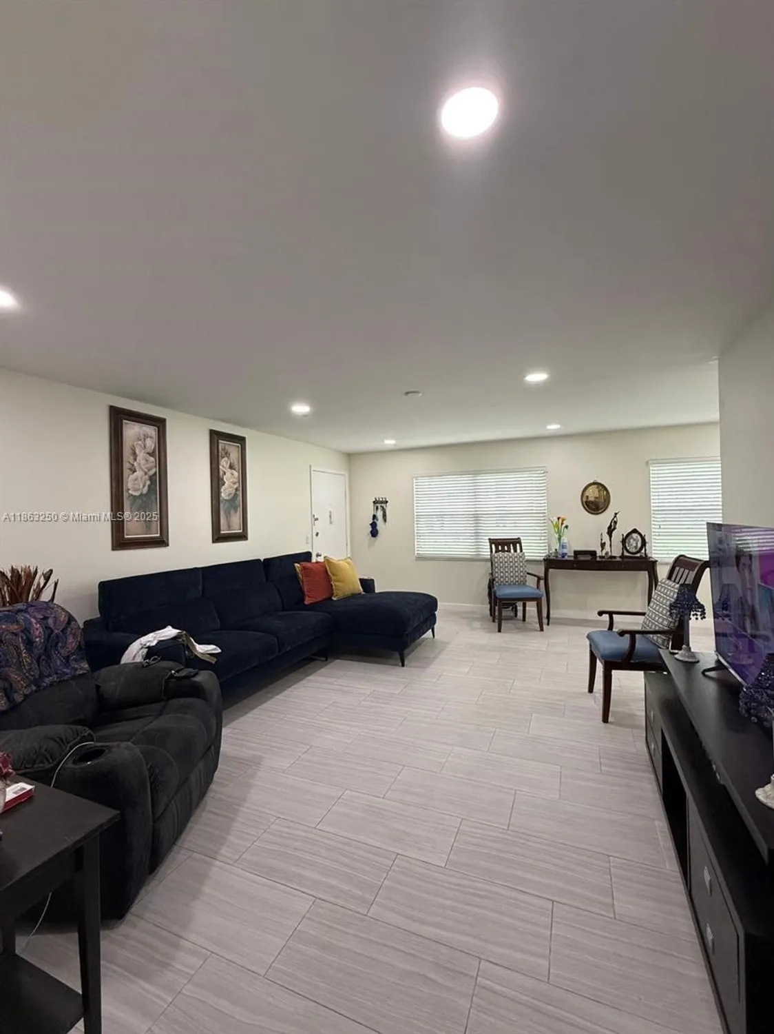 Property Slideshow image 12 of 24 | 150 sw 134th way apt 101r, Pembroke Pines, FL, 33027
