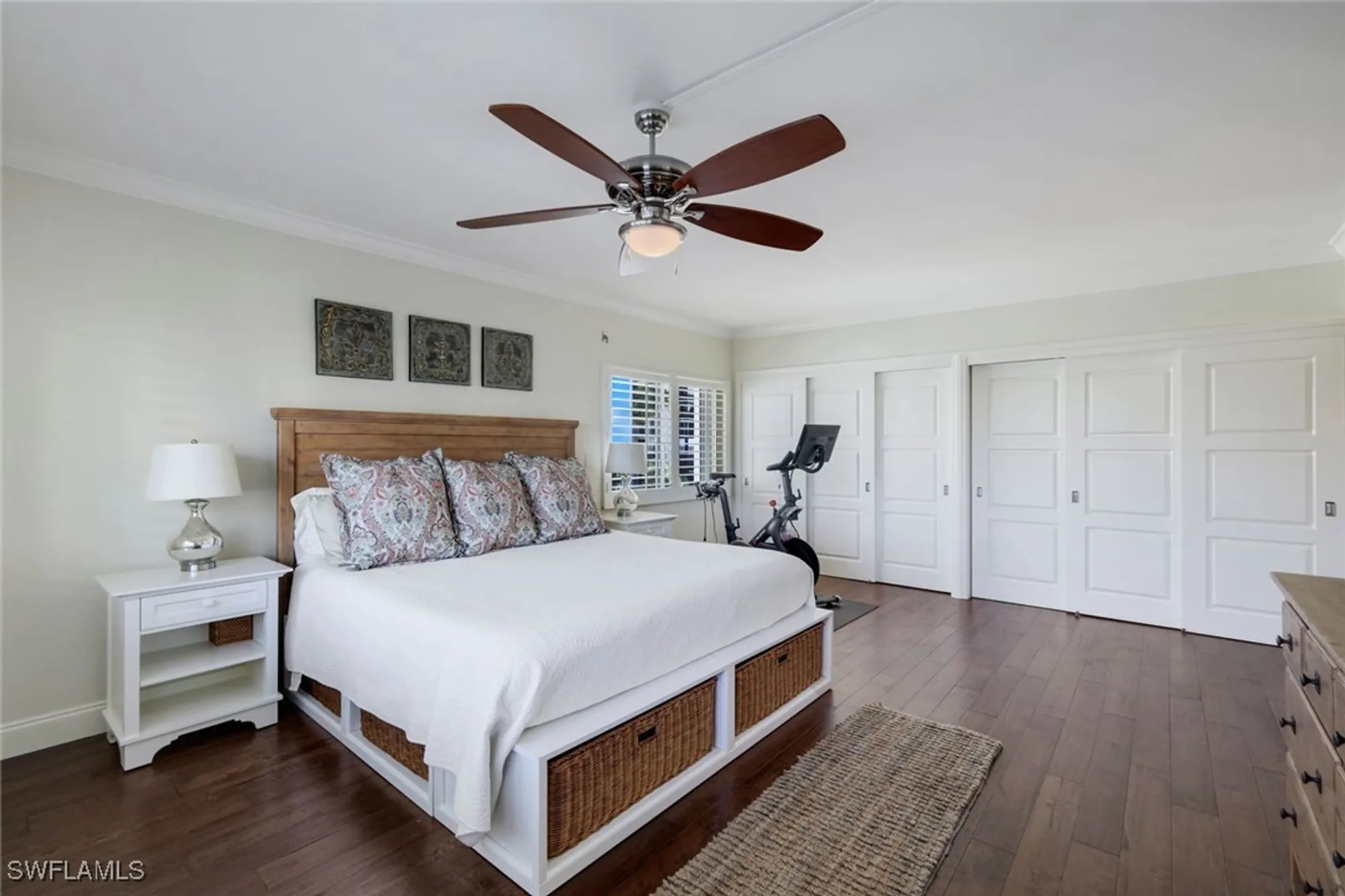 Property Slideshow image 16 of 35 | 3401 gulf shore blvd n apt 303, Naples, FL, 34103