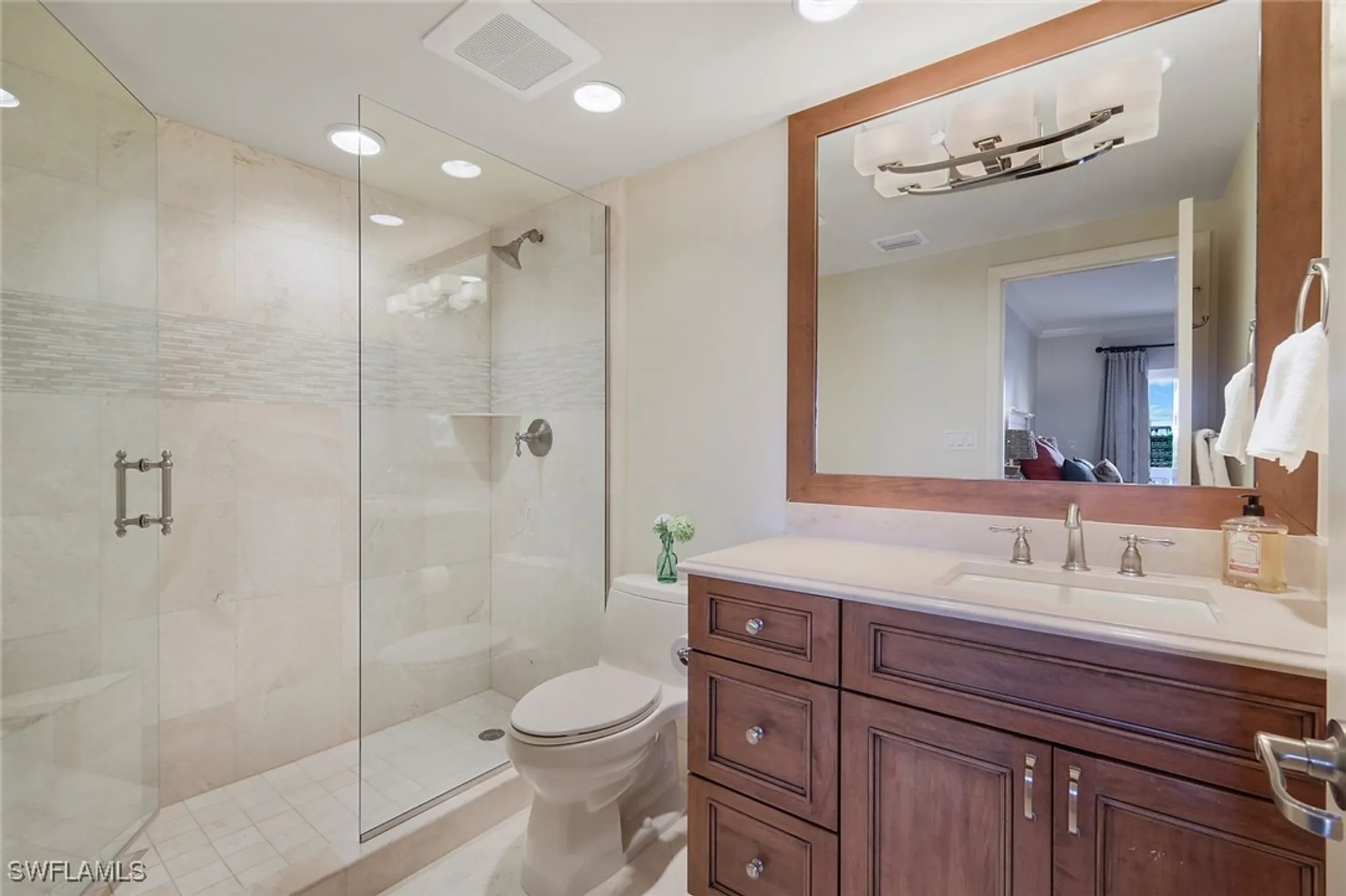 Property Slideshow image 21 of 35 | 3401 gulf shore blvd n apt 303, Naples, FL, 34103