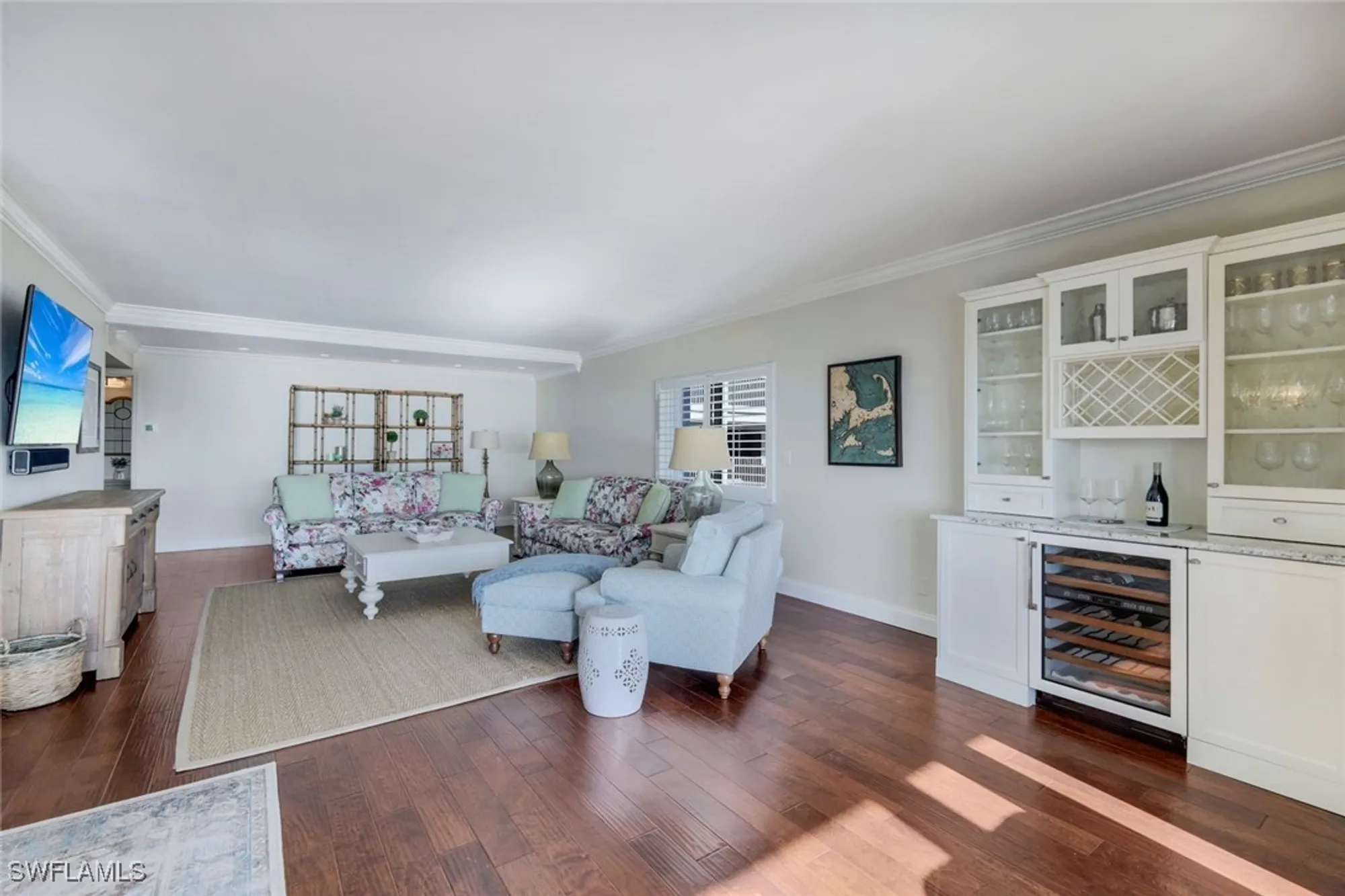 Property Slideshow image 7 of 35 | 3401 gulf shore blvd n apt 303, Naples, FL, 34103