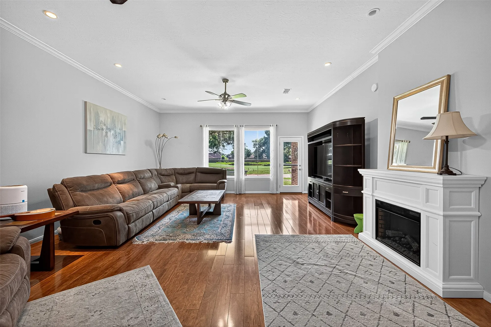 Property Slideshow image 10 of 47 | 3630 teakwood dr, Pearland, TX, 77584