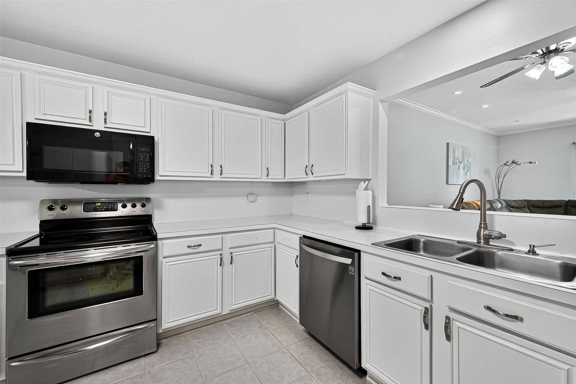 Property Slideshow image 22 of 47 | 3630 teakwood dr, Pearland, TX, 77584