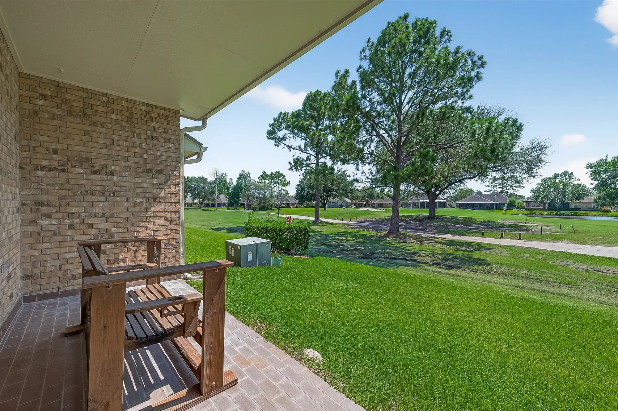 Property Slideshow image 39 of 47 | 3630 teakwood dr, Pearland, TX, 77584
