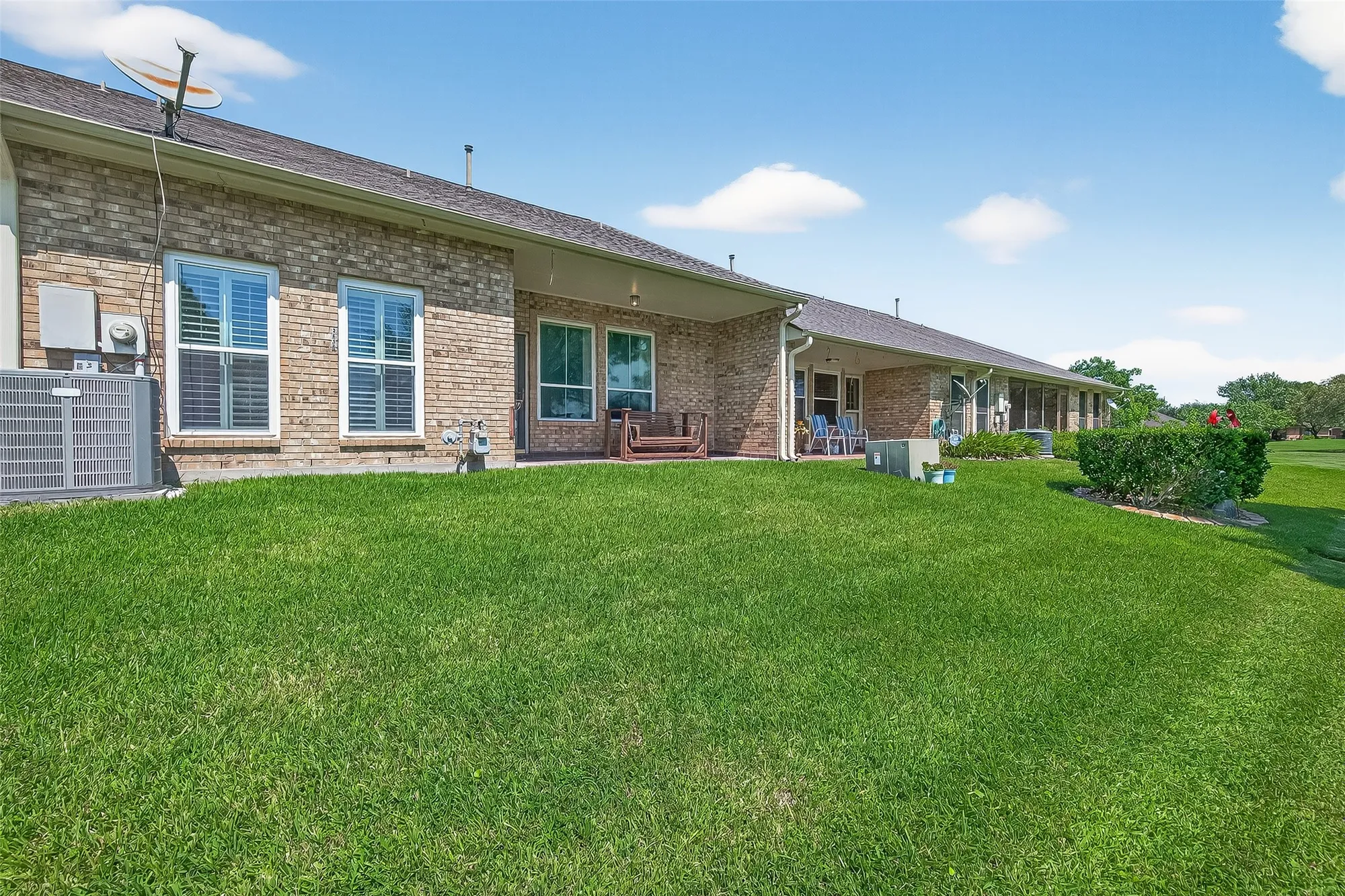 Property Slideshow image 41 of 47 | 3630 teakwood dr, Pearland, TX, 77584