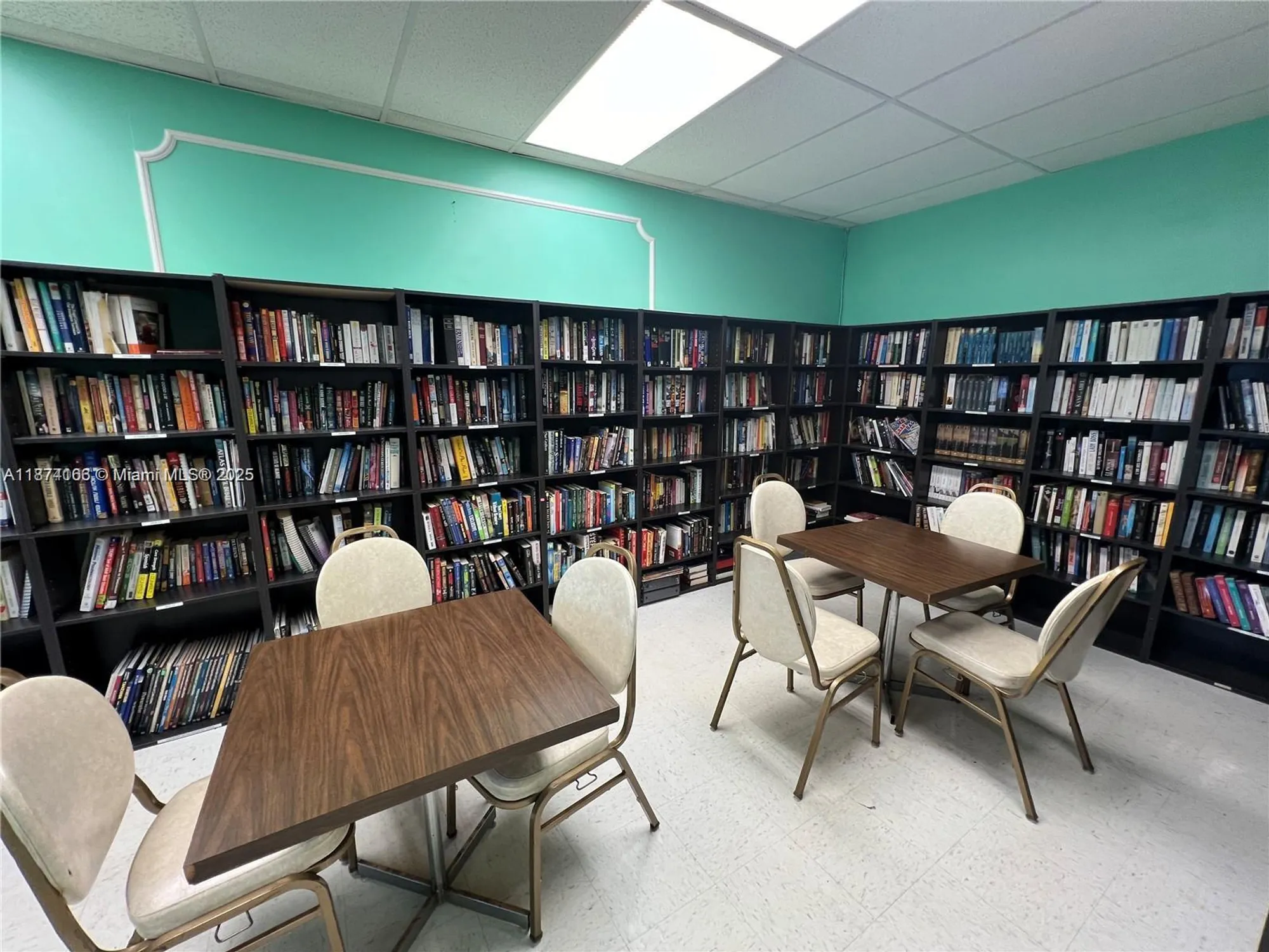 Property Slideshow image 15 of 39 | 4750 nw 22nd ct 114, Lauderhill, FL, 33313