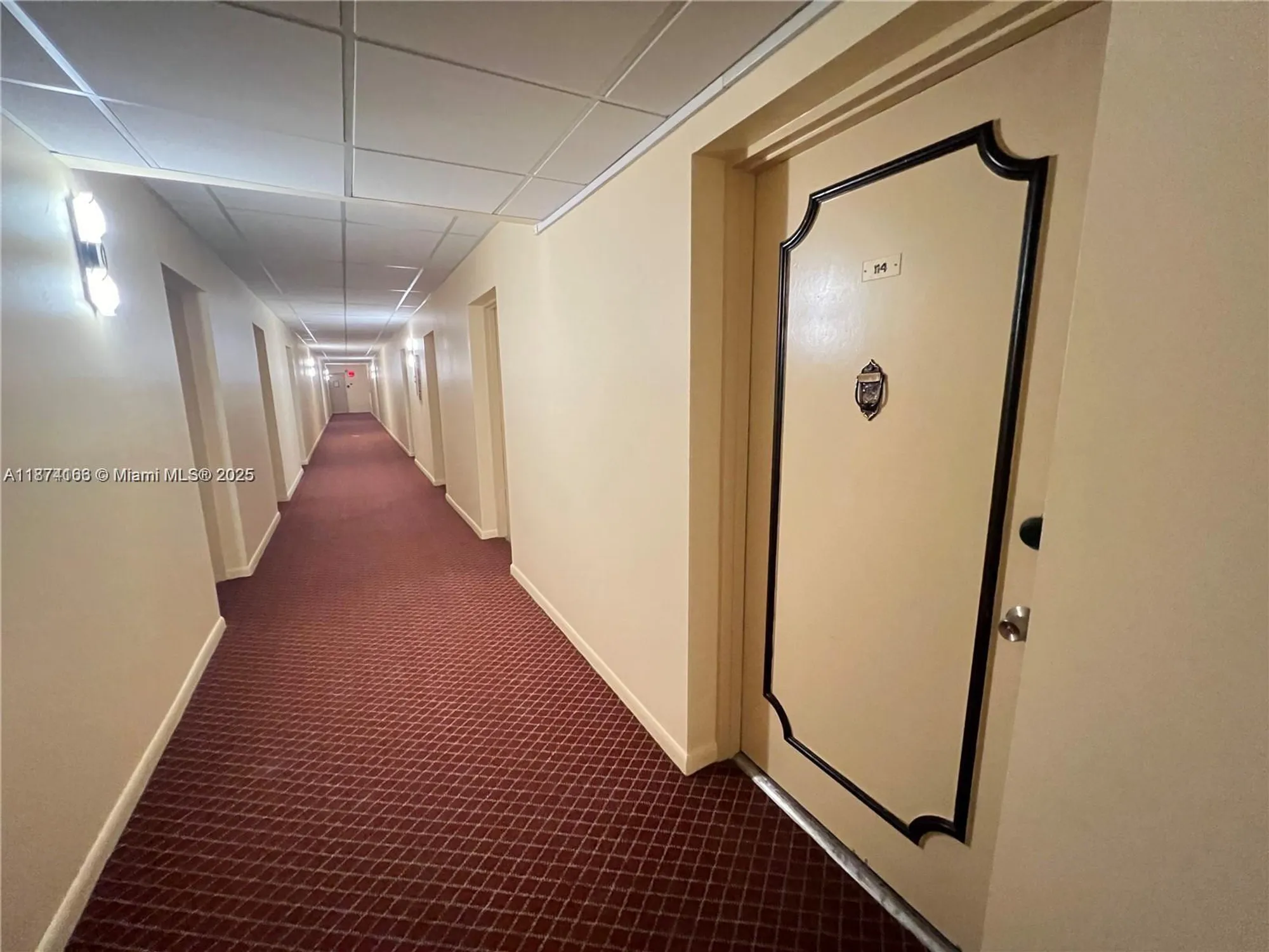 Property Slideshow image 18 of 39 | 4750 nw 22nd ct 114, Lauderhill, FL, 33313