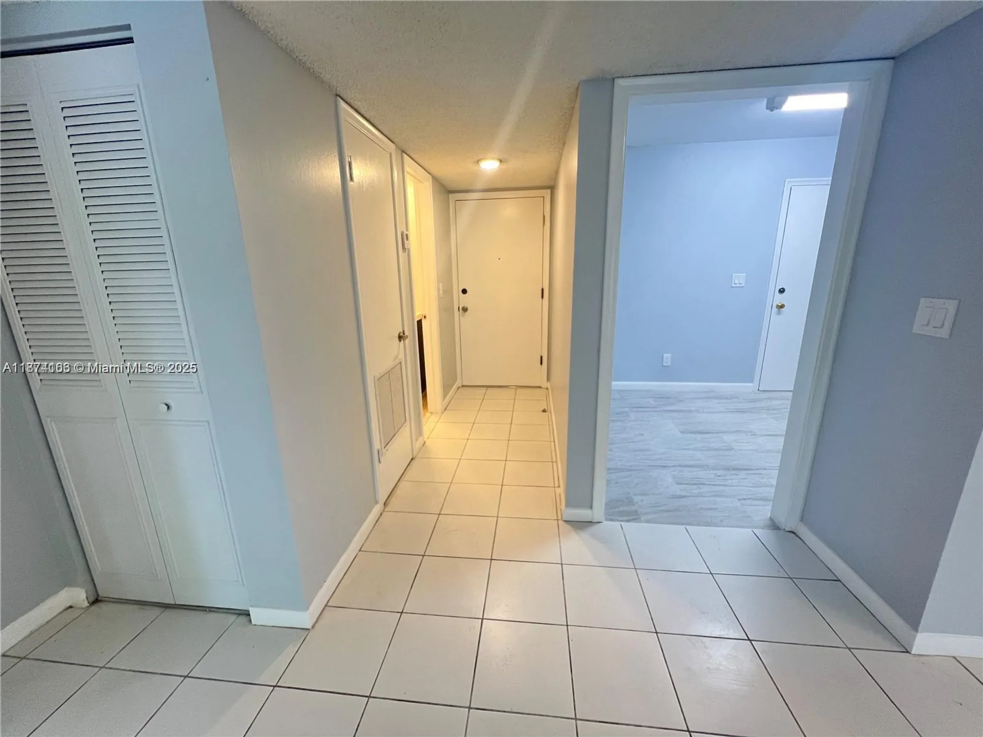 Property Slideshow image 24 of 39 | 4750 nw 22nd ct 114, Lauderhill, FL, 33313