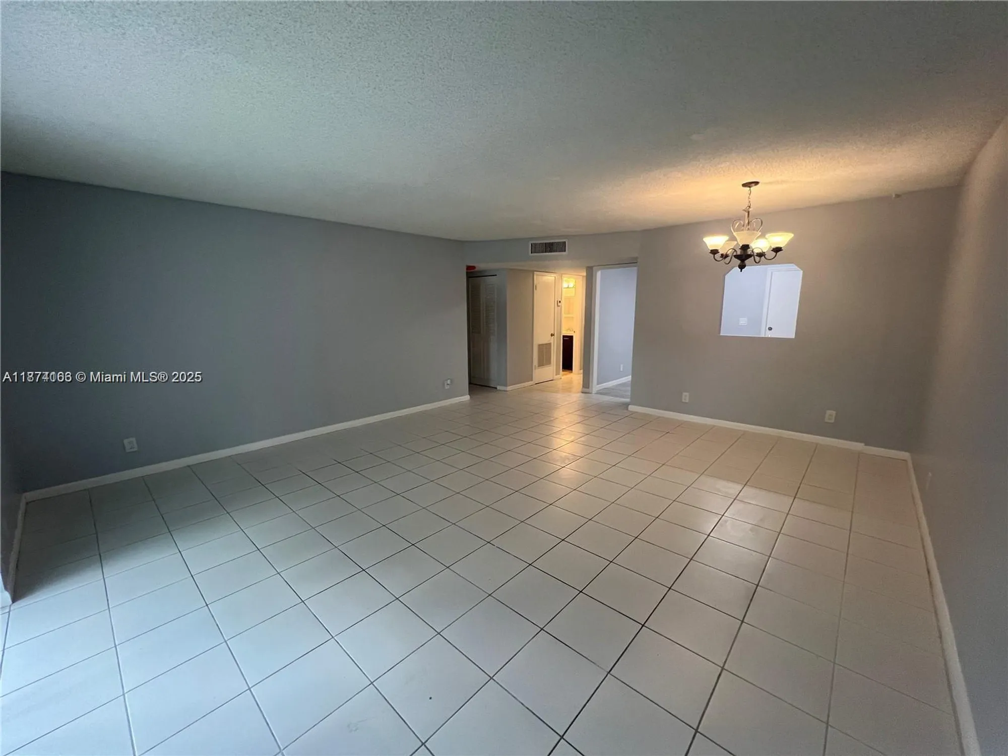 Property Slideshow image 22 of 39 | 4750 nw 22nd ct 114, Lauderhill, FL, 33313