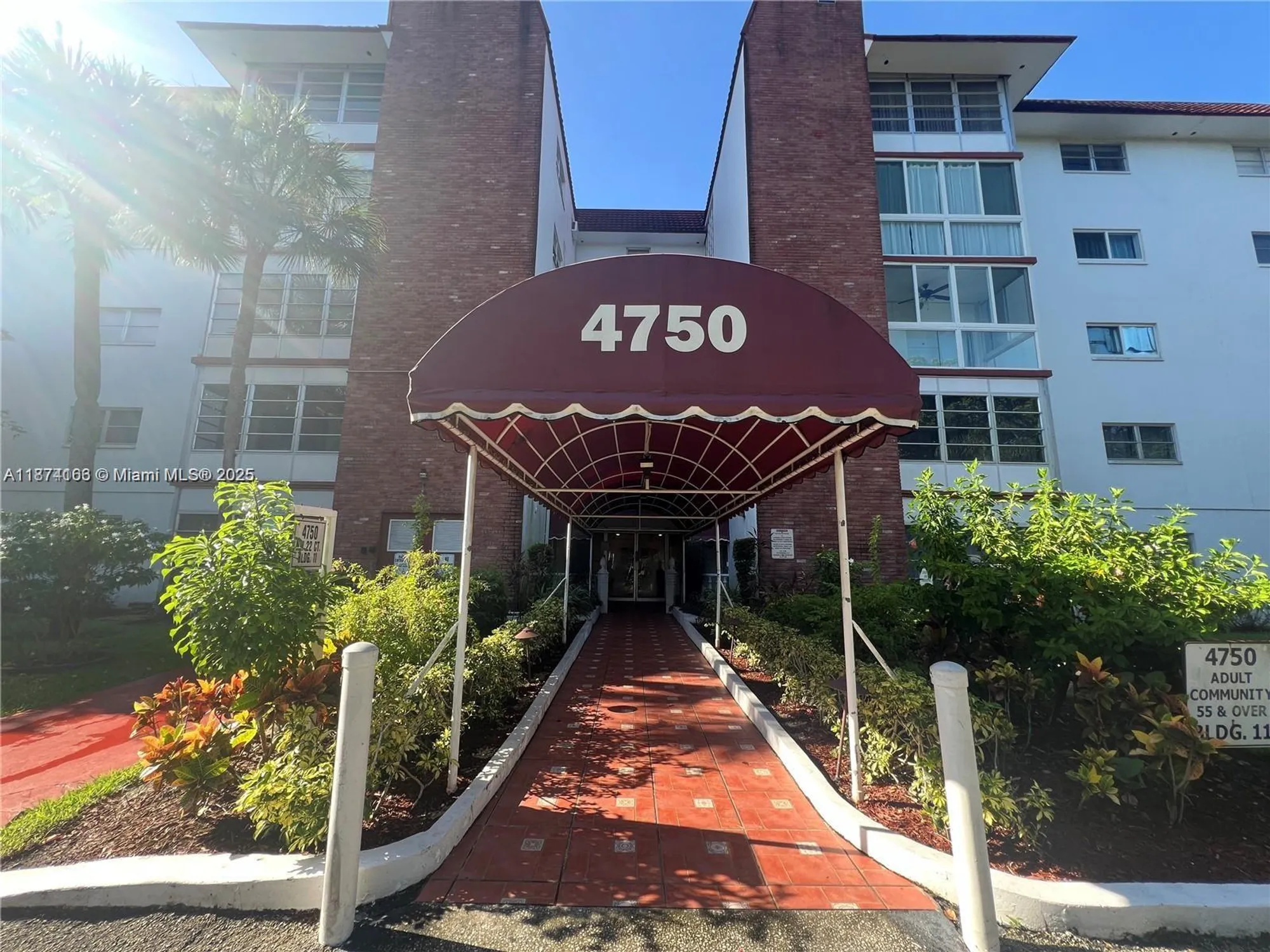 Property Slideshow image 6 of 39 | 4750 nw 22nd ct 114, Lauderhill, FL, 33313