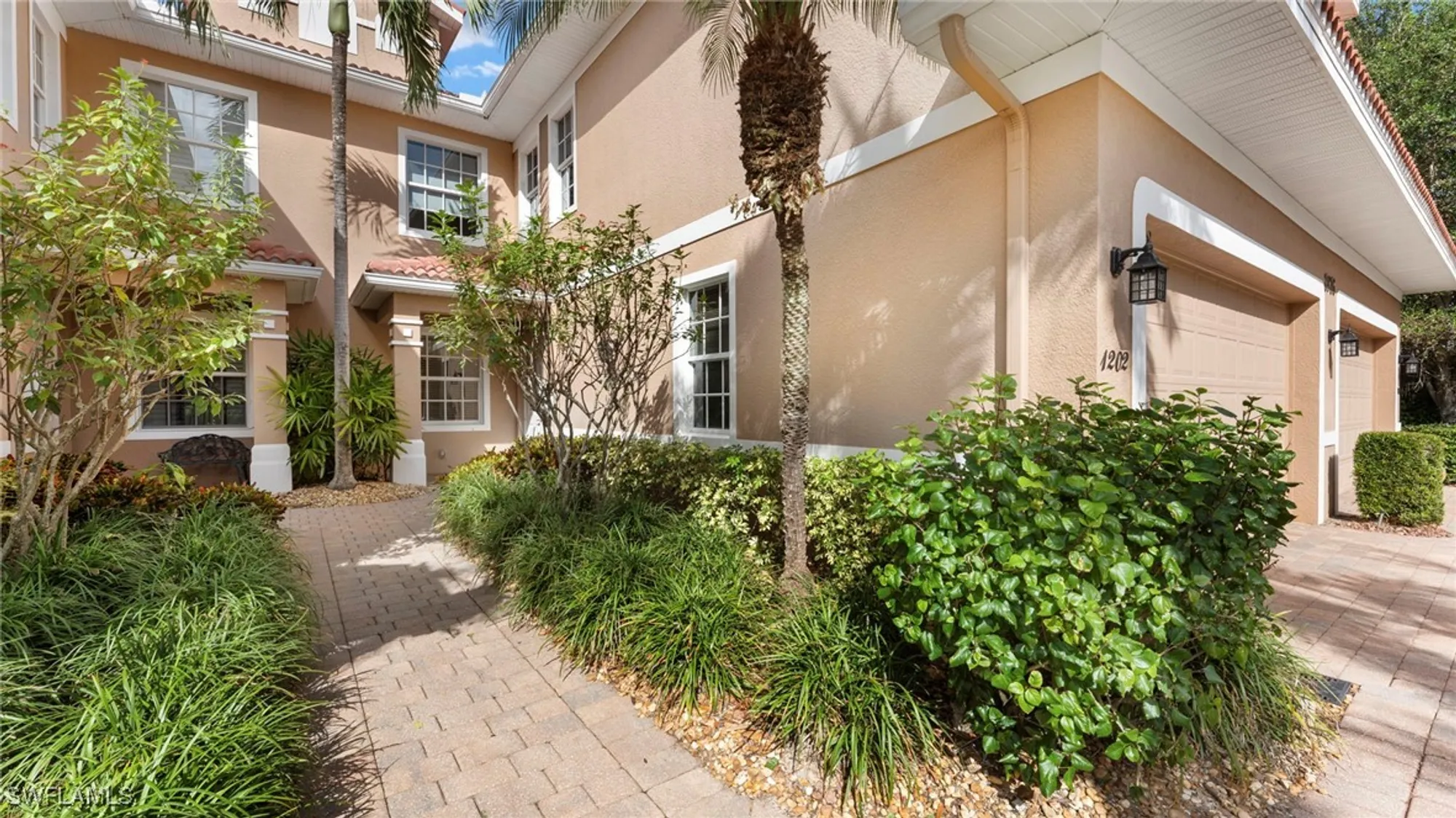 Property Slideshow image 33 of 48 | 7876 hawthorne dr unit 1202, Naples, FL, 34113