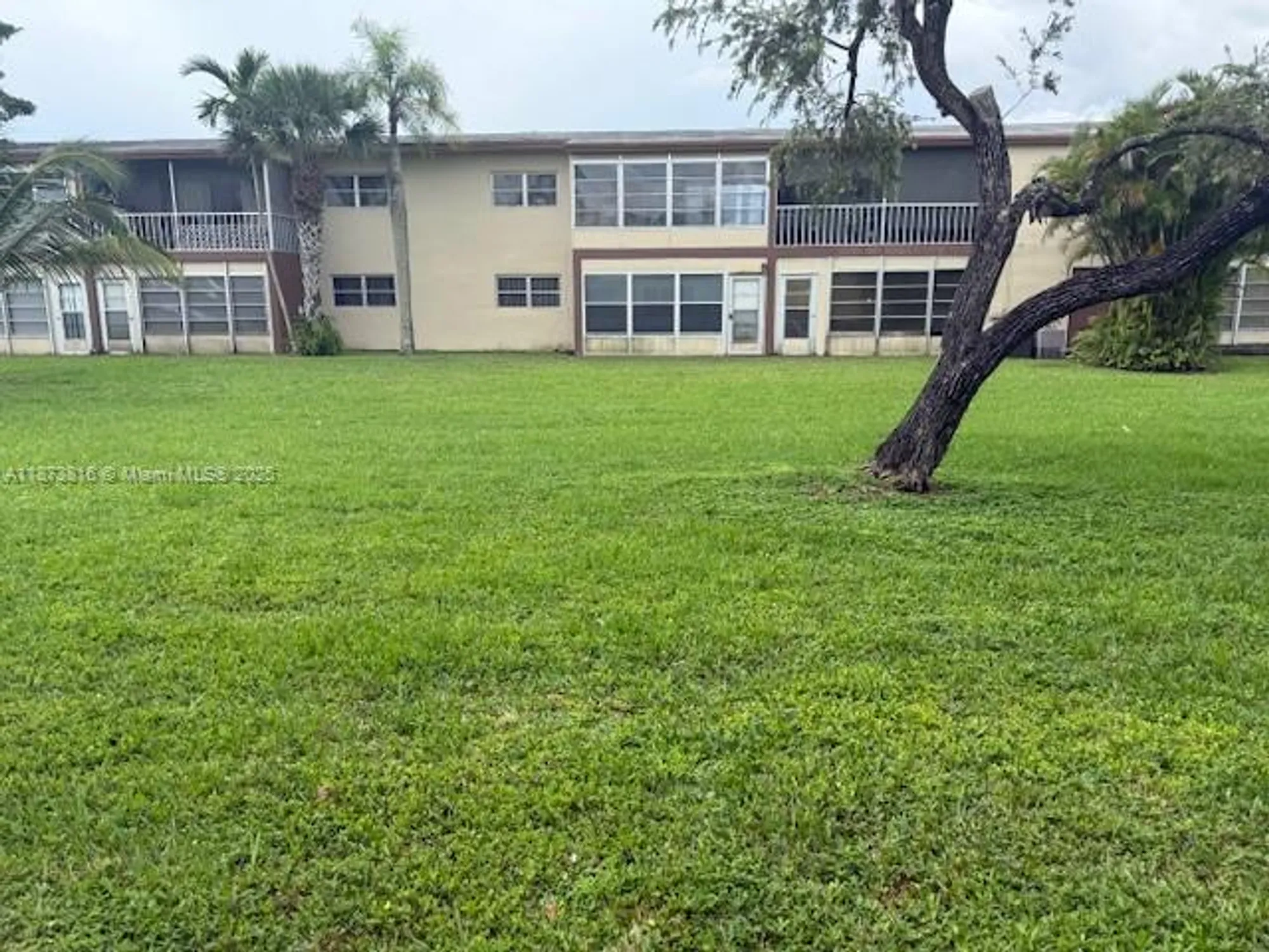 Property Slideshow image 25 of 34 | 7500 nw 5th pl apt 103, Margate, FL, 33063