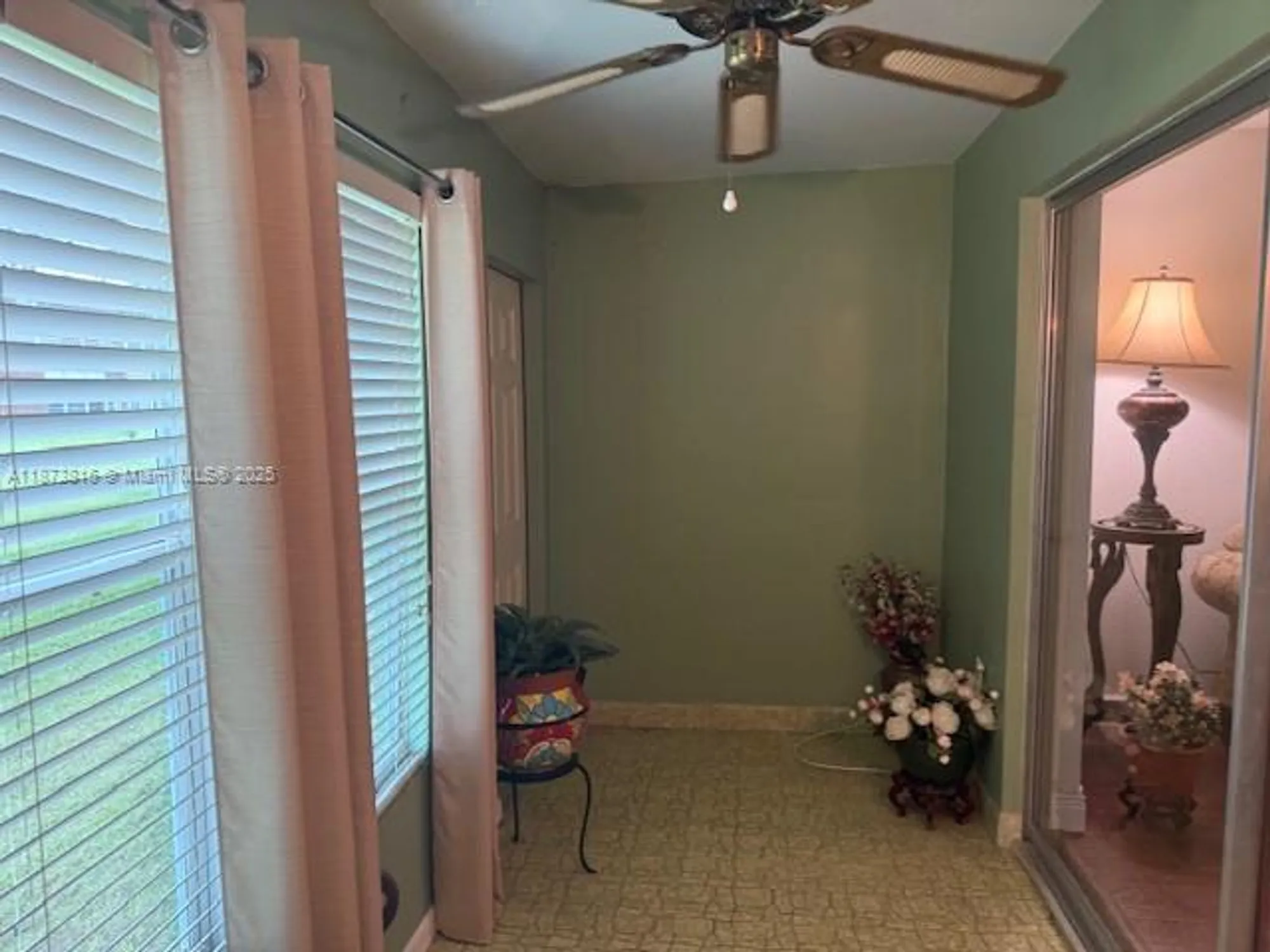 Property Slideshow image 22 of 34 | 7500 nw 5th pl apt 103, Margate, FL, 33063